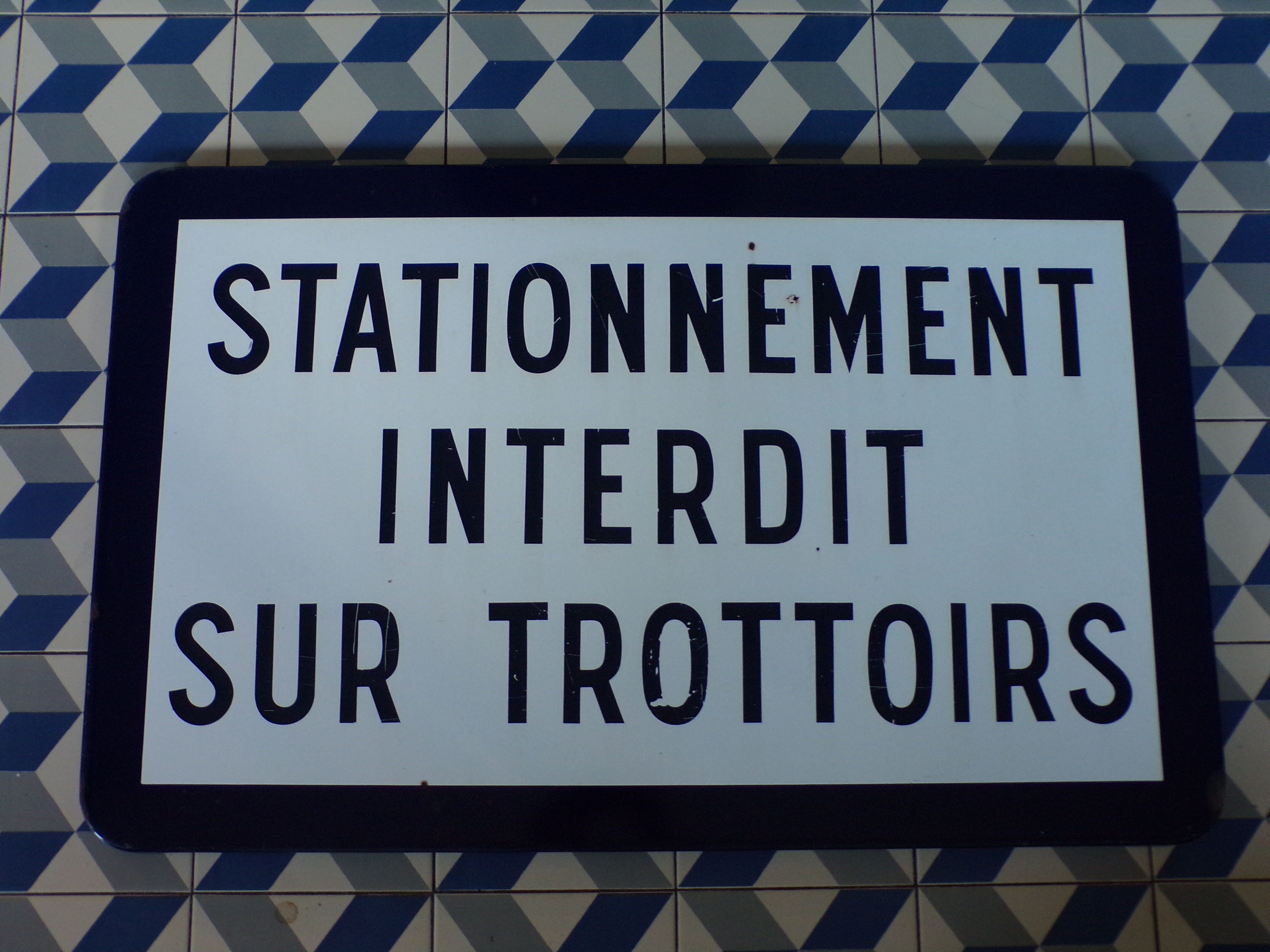 Old enamelled sheet metal panel parking prohibited