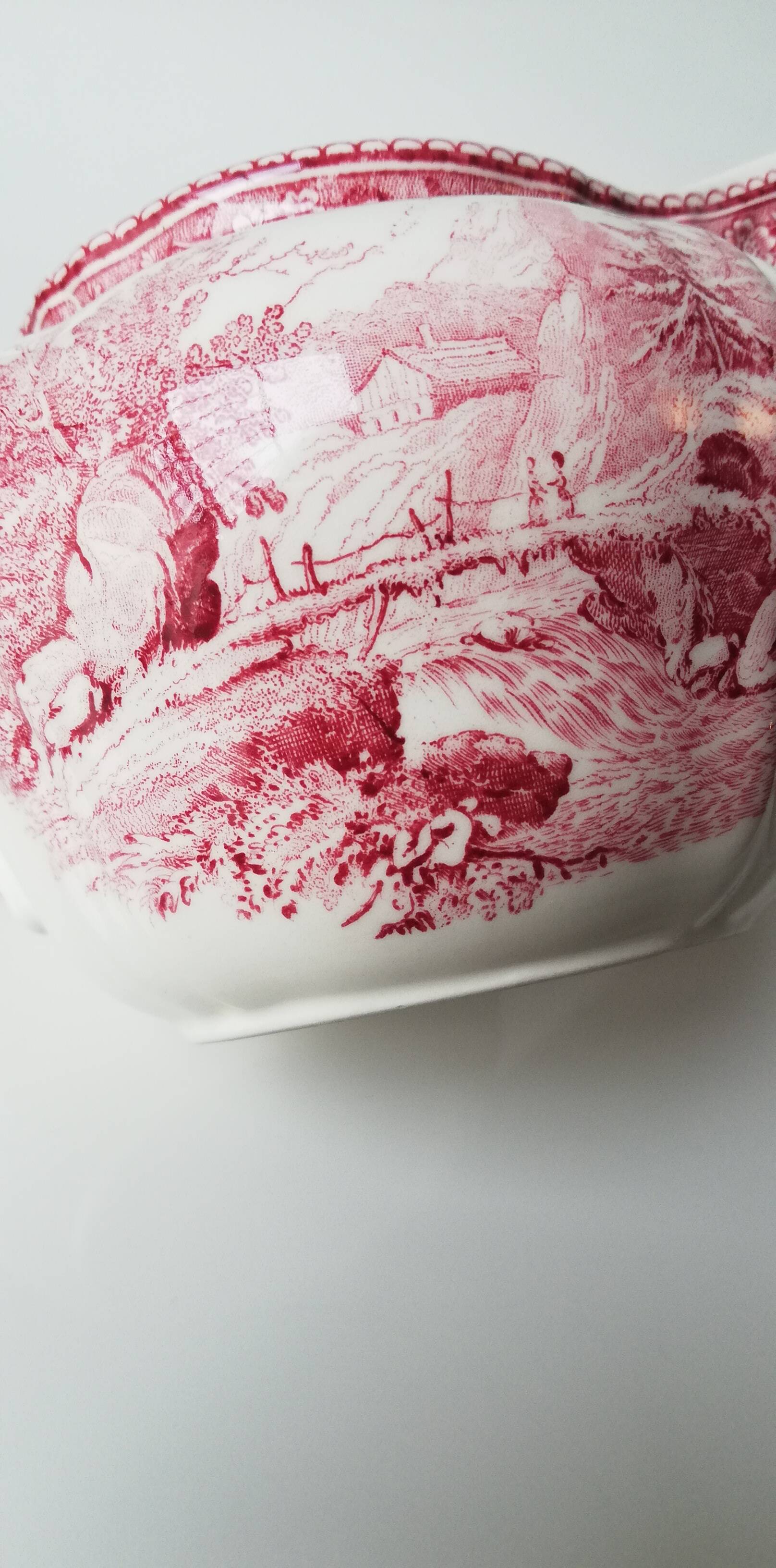 Villeroy and Boch Burgeland porcelain gravy boat
