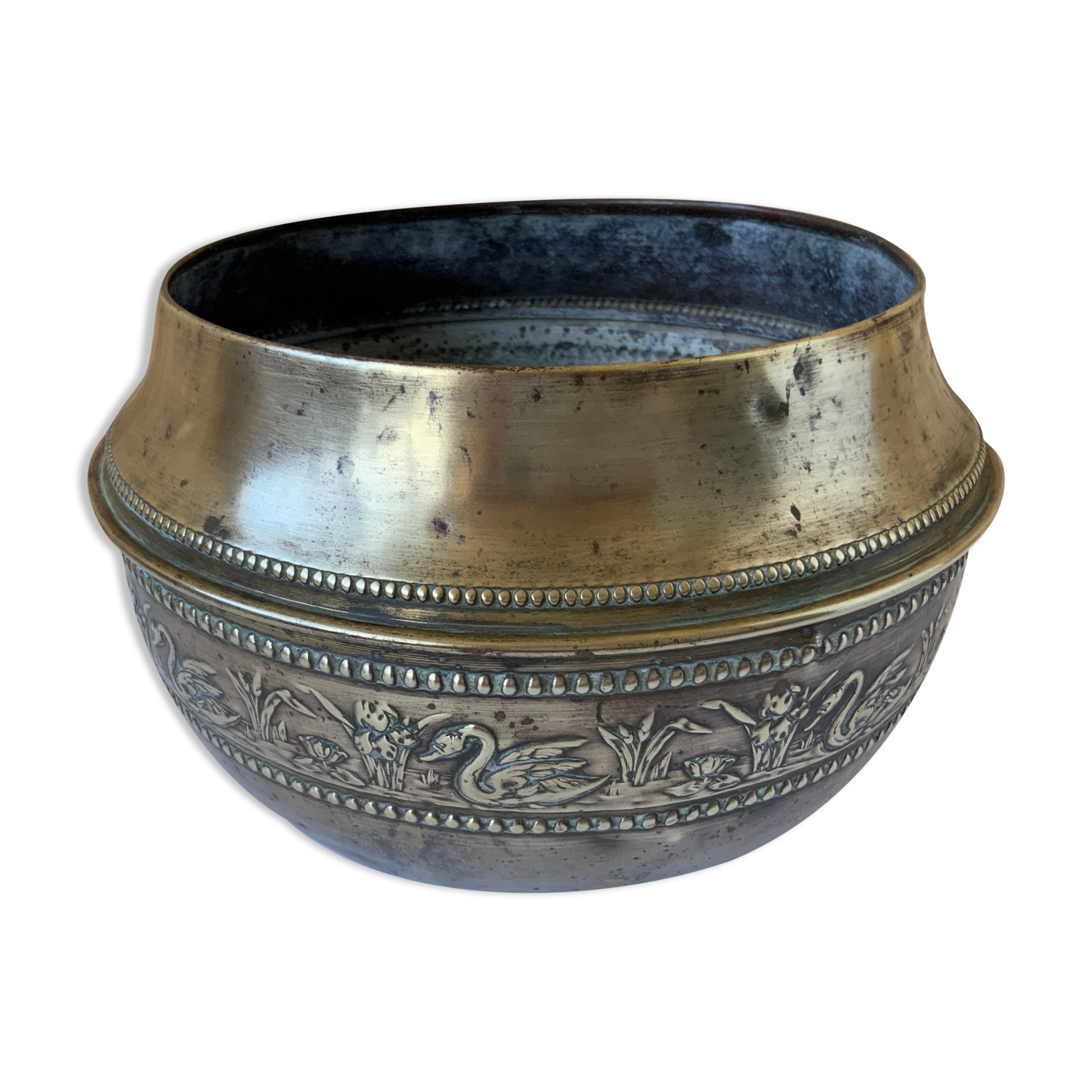 Brass pot cover