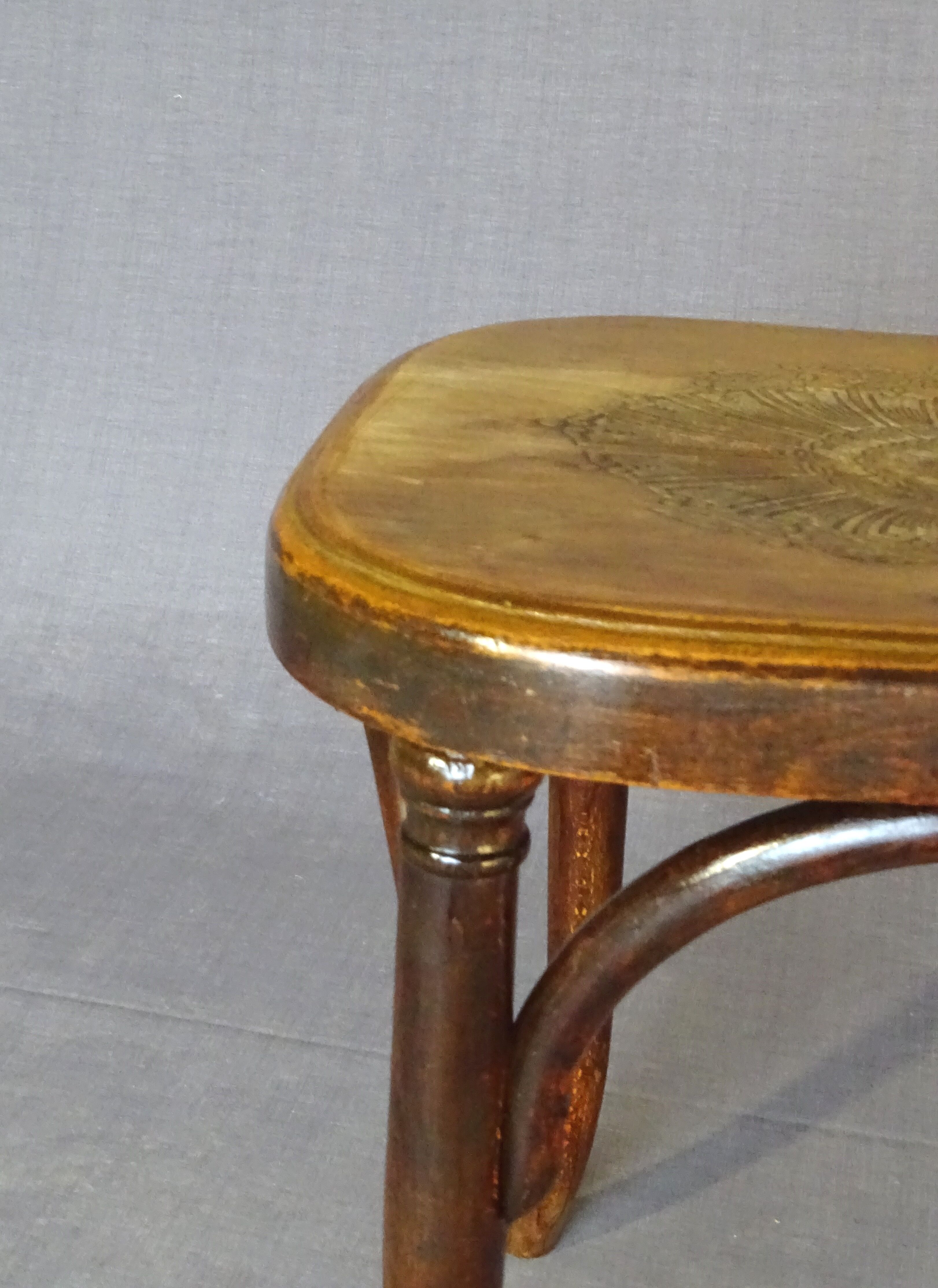 Bistro chair by fischel n°103 circa 1915 wooden seat