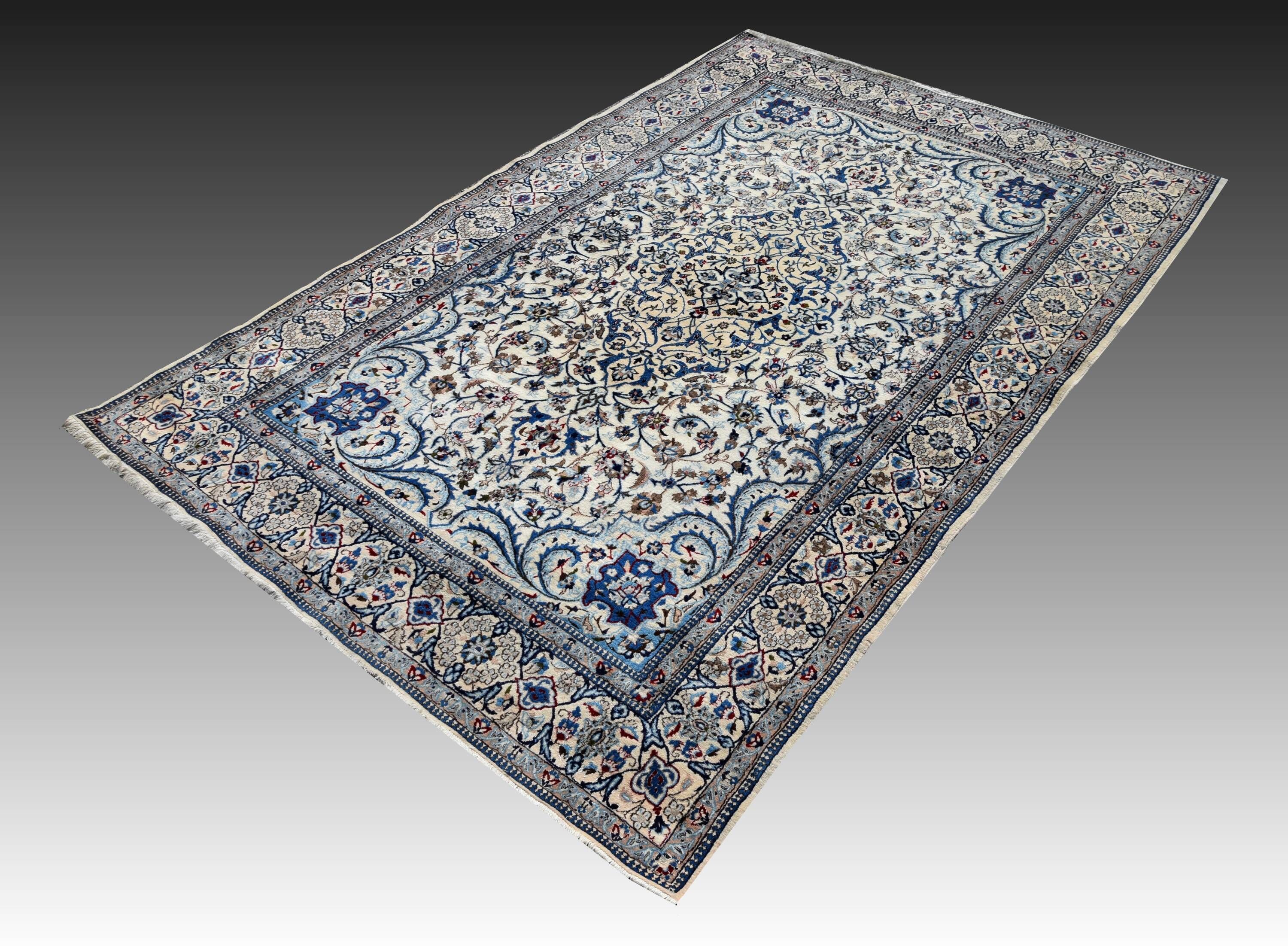 Persian Iran Nain Wool and Silk Oriental Rug: 3.10 X 2.08 Meters