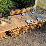 Farm table
