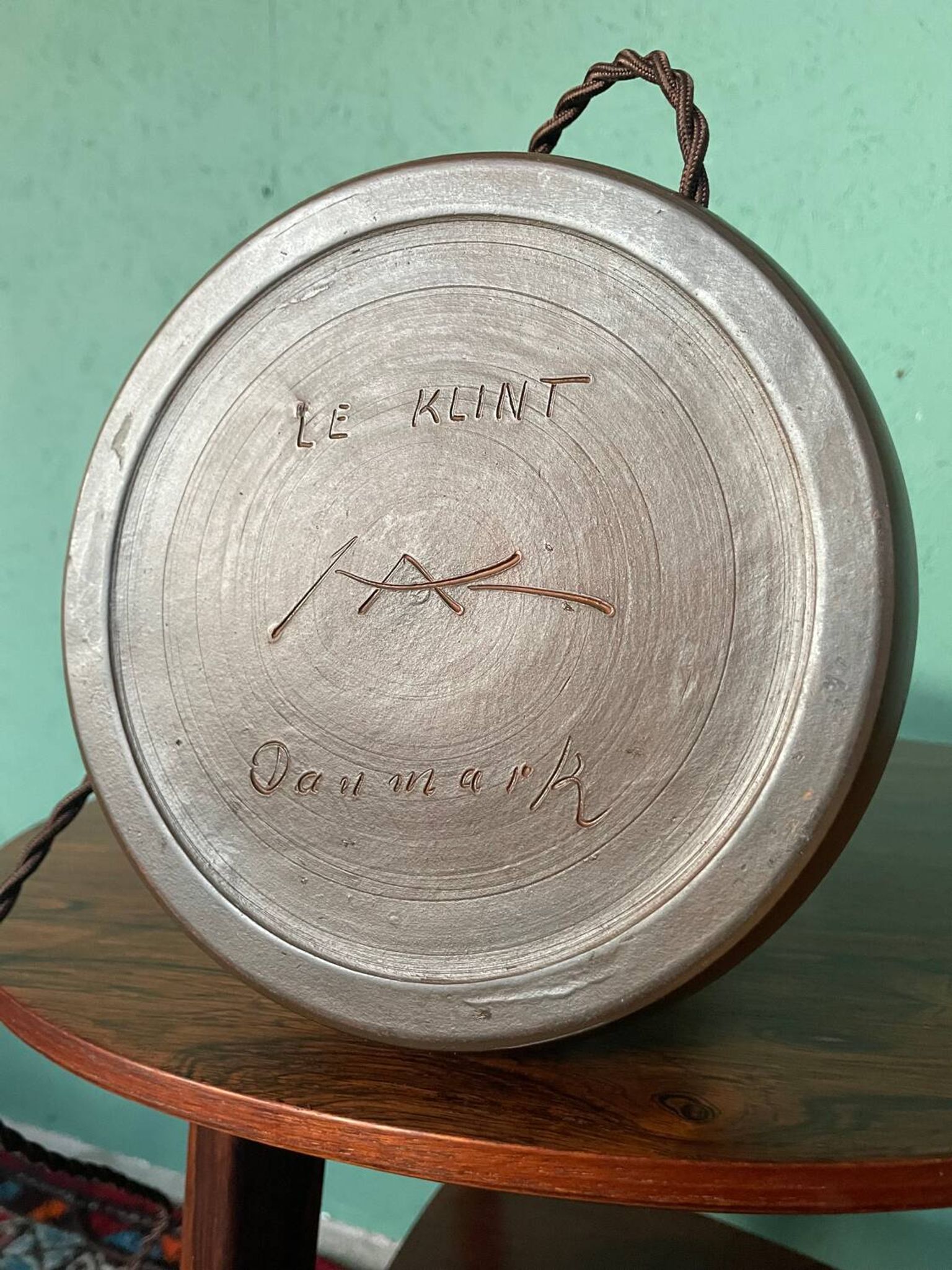Herman A. Kähler pour la lampe de table en céramique Le Klint