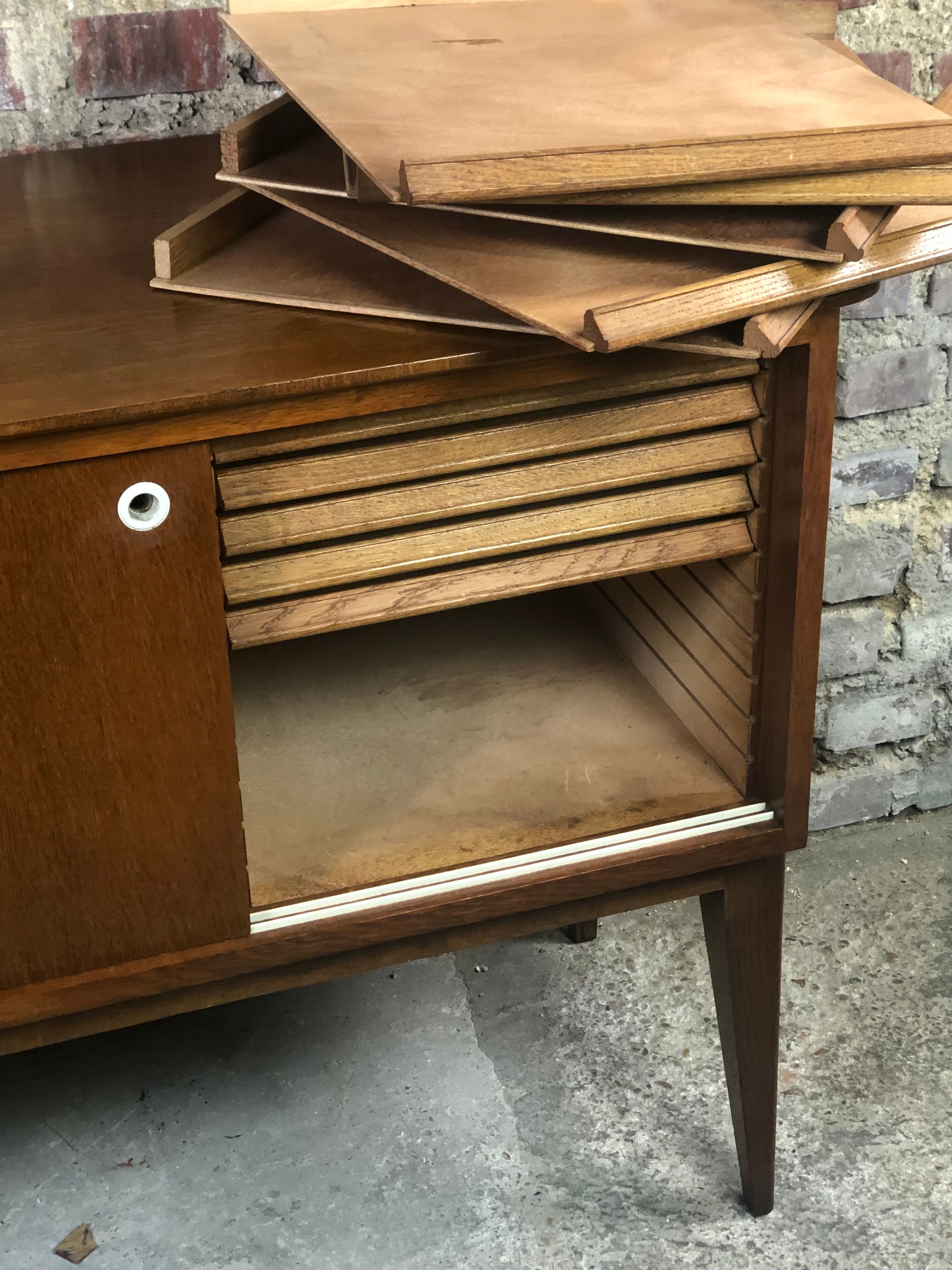 Music in vintage oak 60