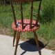 Chaises vintage aux pieds compas