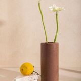 André vase in moca concrete