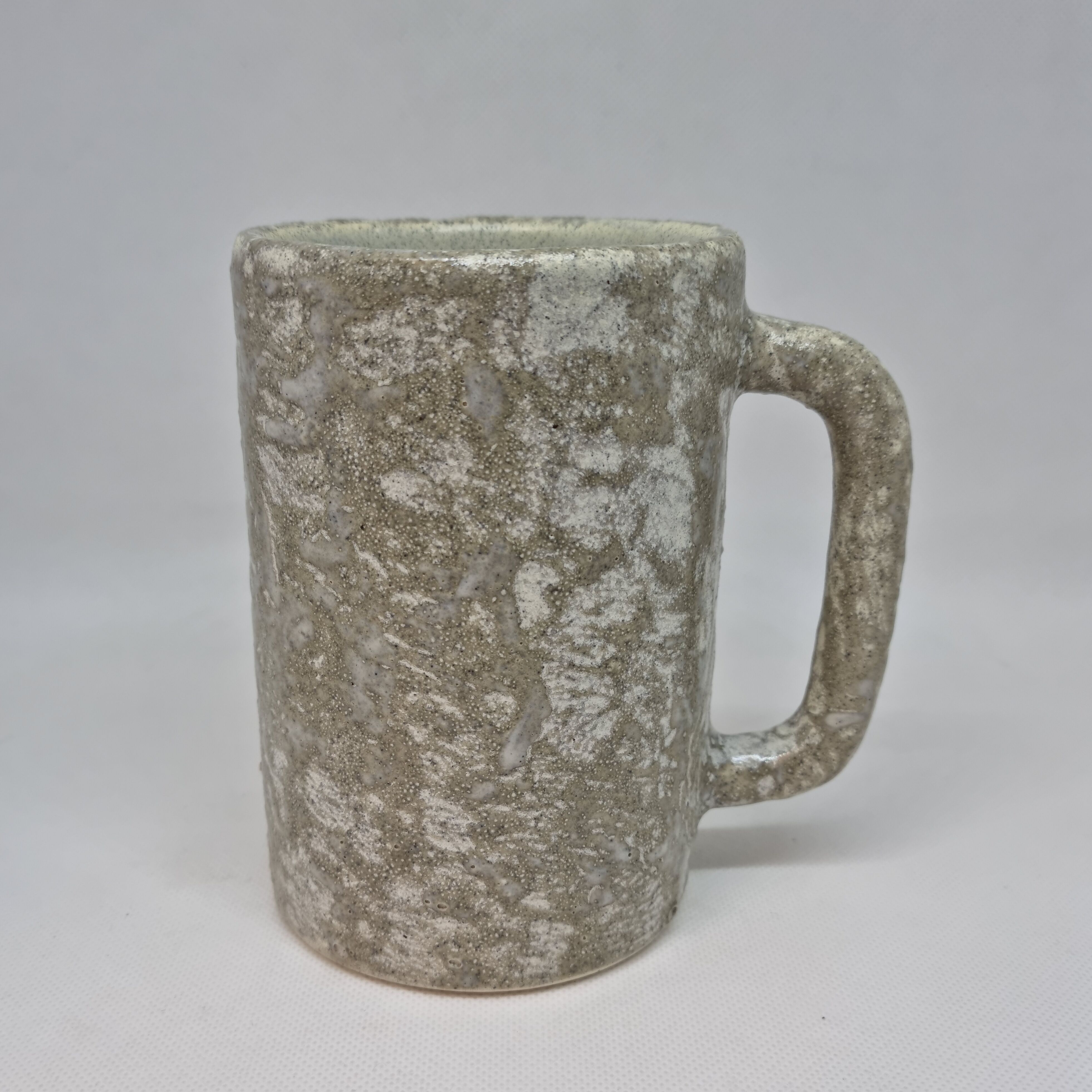 Large ceramic mug/vase