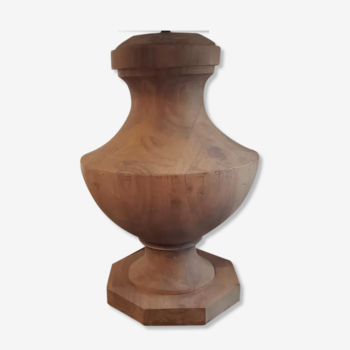 Solid wood foot lamp carved in one piece and handmade lampshade by artisan