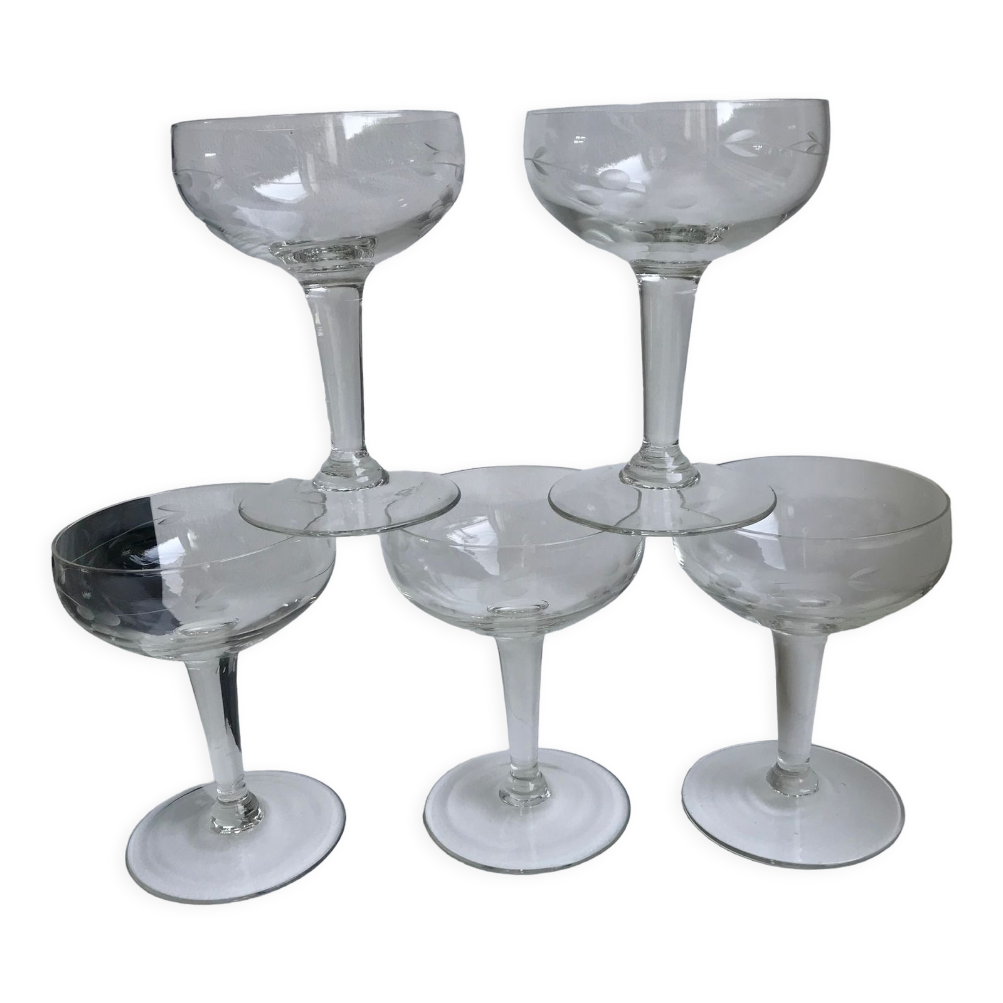 Set of 5 champagne glasses in crystal engraved 50s