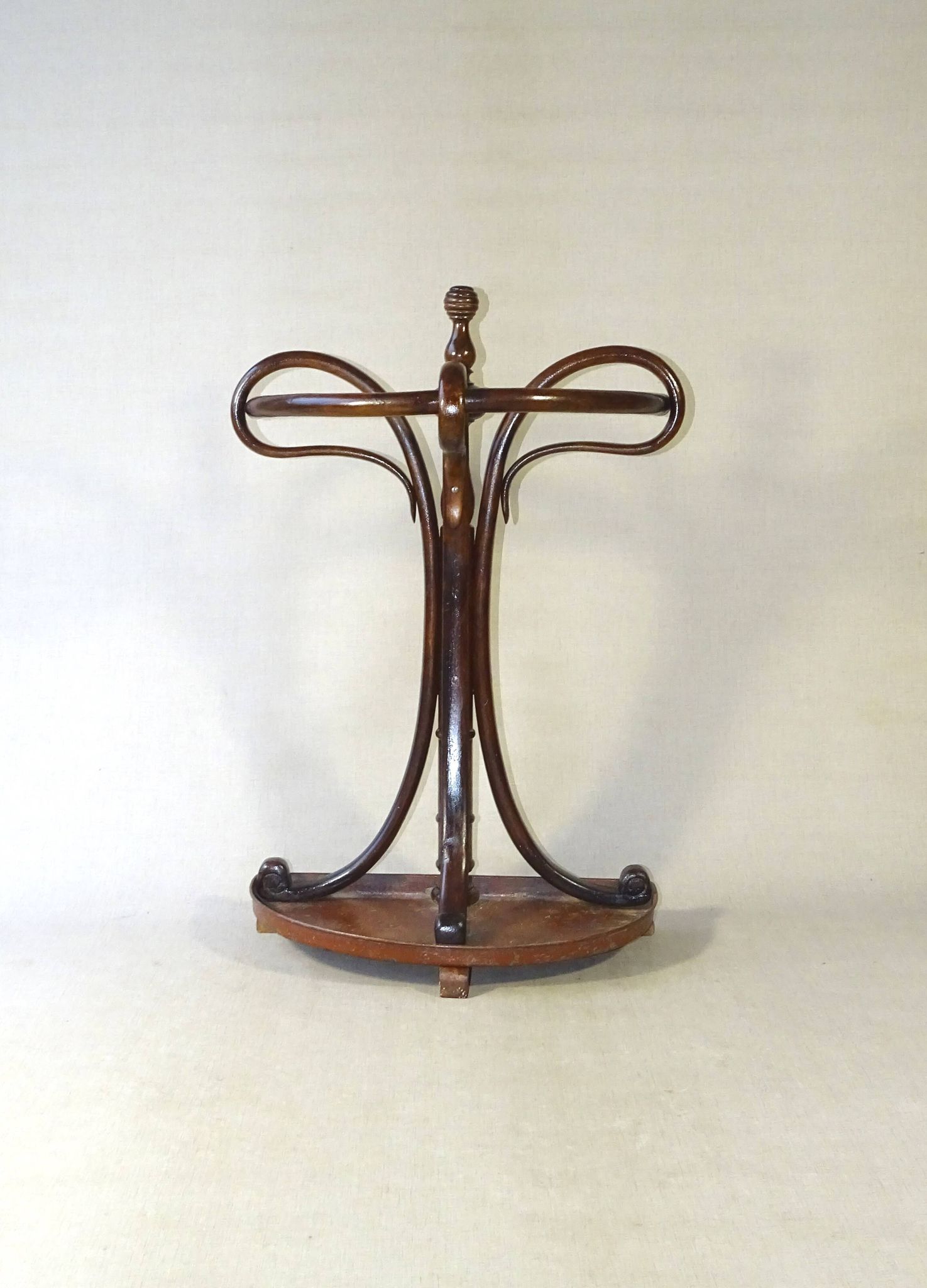 Thonet umbrella stands, bentwood 1890/1900 - curved wood