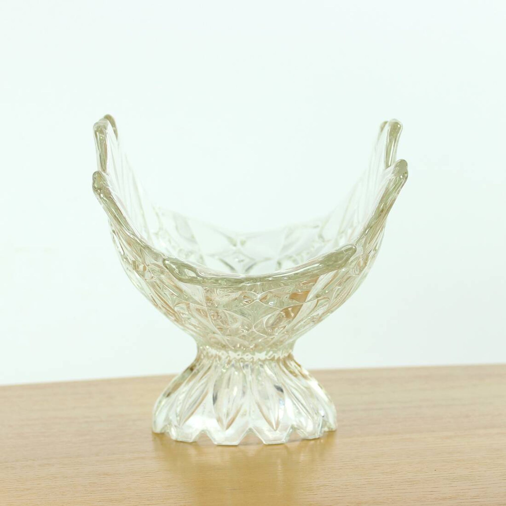 Large Pressed Glass Bowl, Tulip Collection Hermanowa Hut, 1957