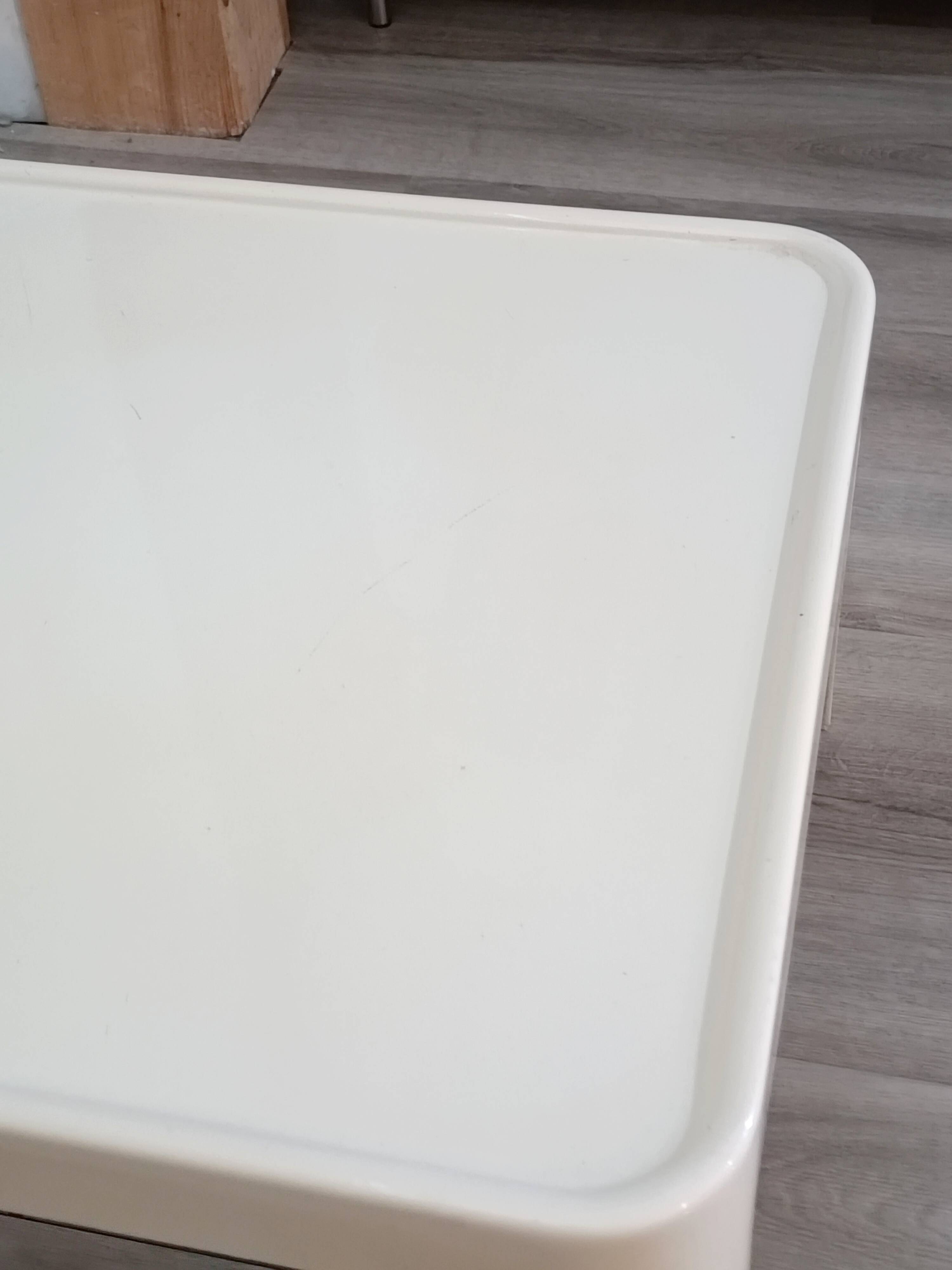 Fibreglass coffee table by Carlo Bartoli for Rossi Di Albizzate 1970