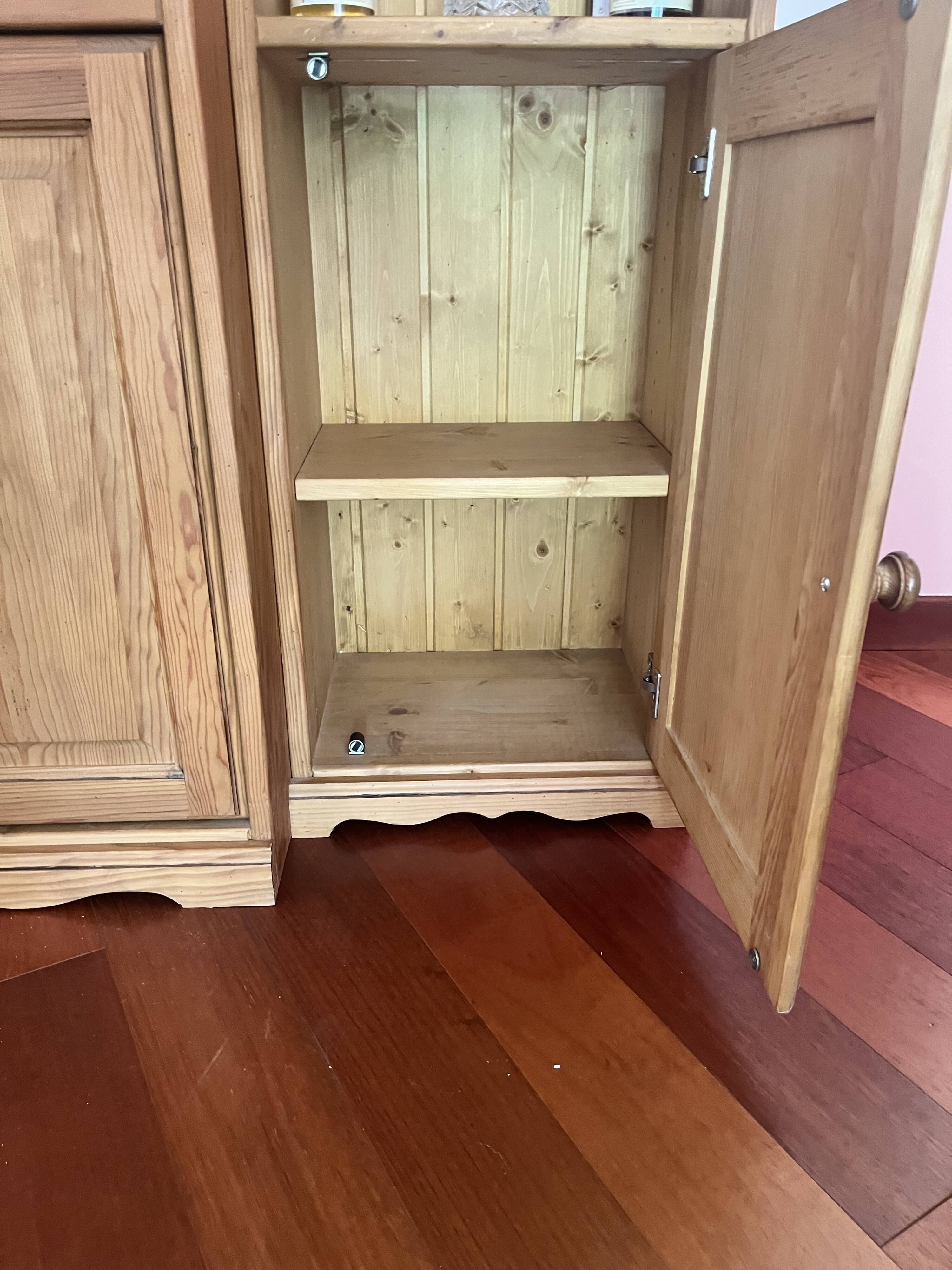 Meuble bar bibliothèque en pin massif