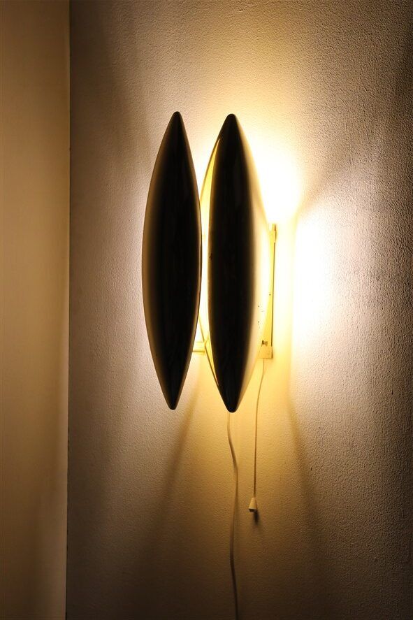Fog & Mørup / Jo Hammerborg “Kastor” brass wall lamp / Mid-century Danish modern design / 1960s / 1970s