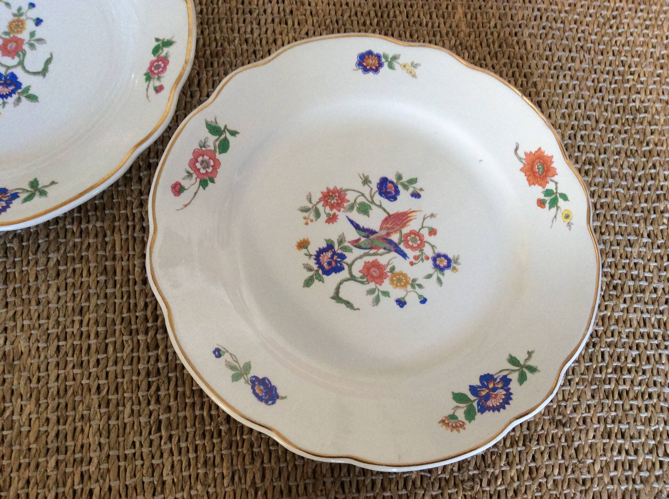 5 assiettes plates