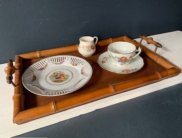 Old serving tray in faux bamboo and brass, 19th century