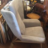Relaxed chair with foot rests