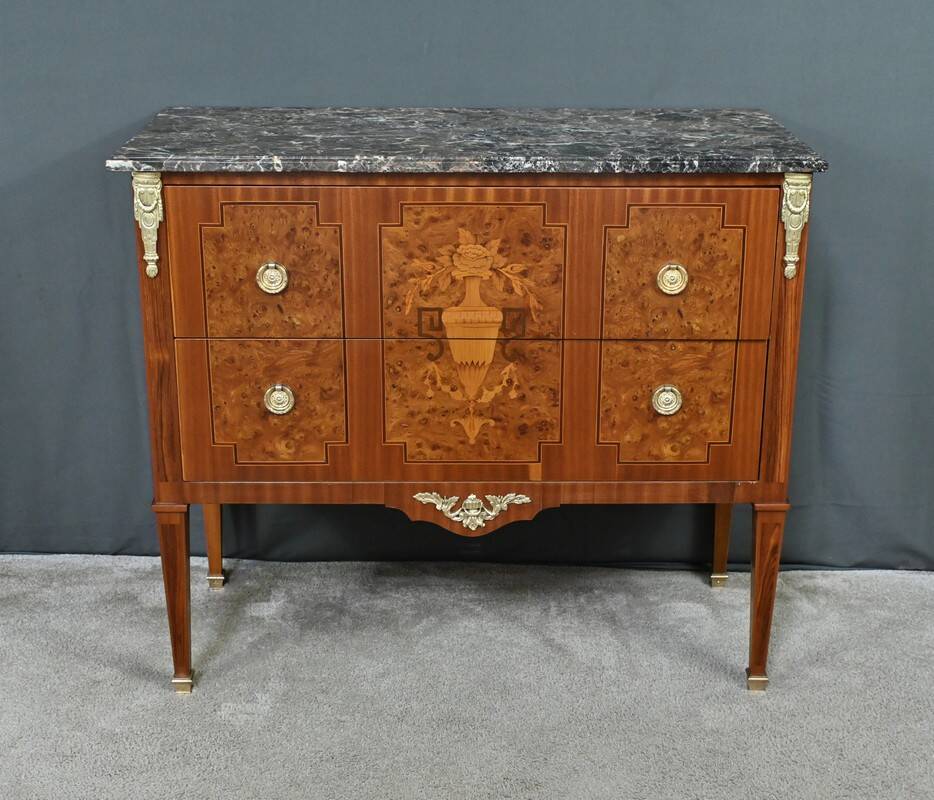 Commode sauteuse en marqueterie, style Louis XVI – milieu XXe