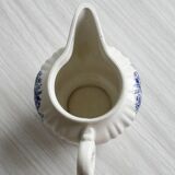 Porcelain sauce boat with blue pastoral pattern