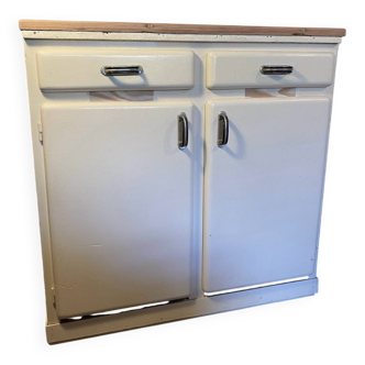 Renovated Parisian buffet