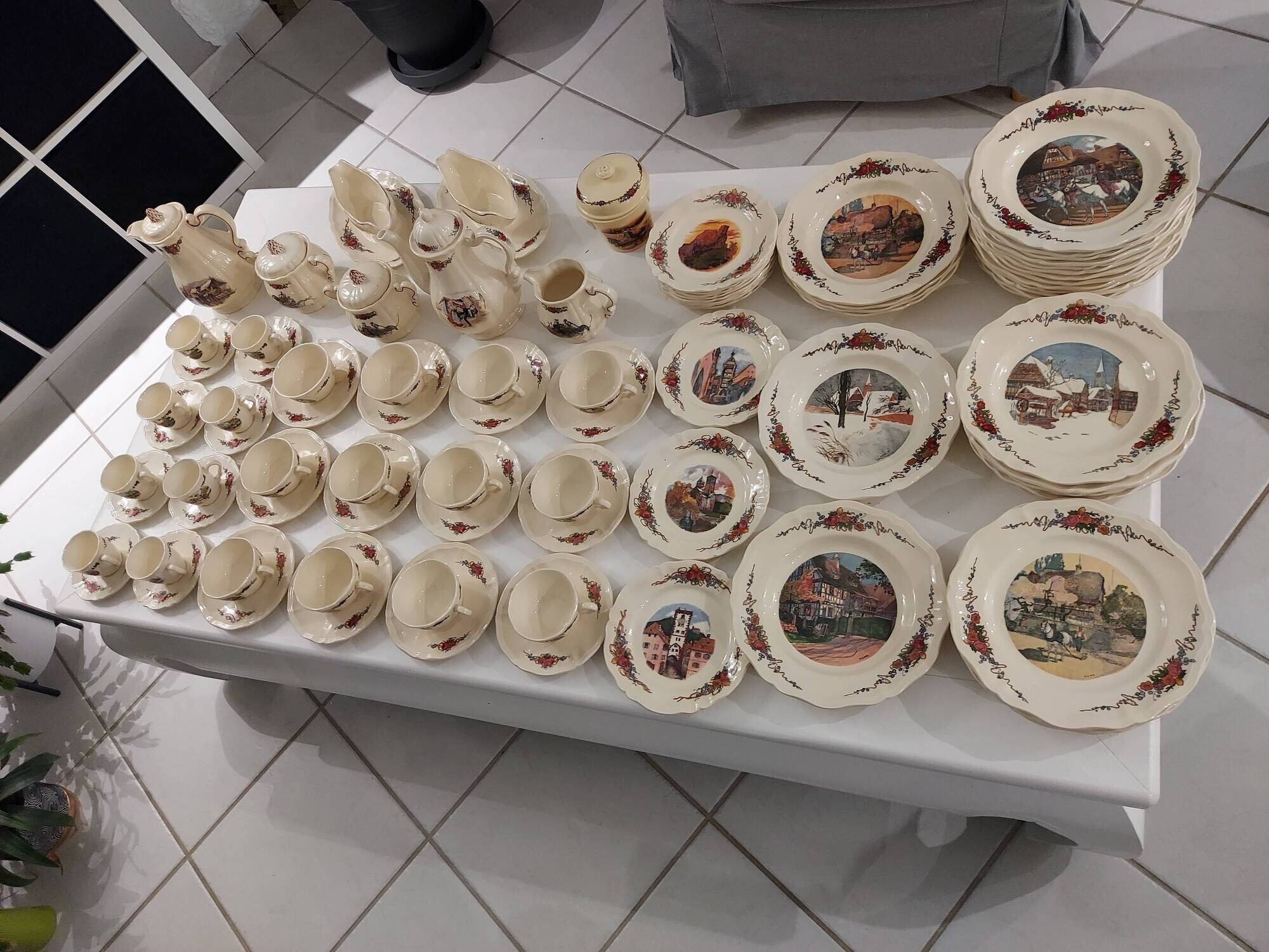 Table service 102 pieces Sarreguemines Obernai 1950s