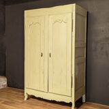 Old green cabinet