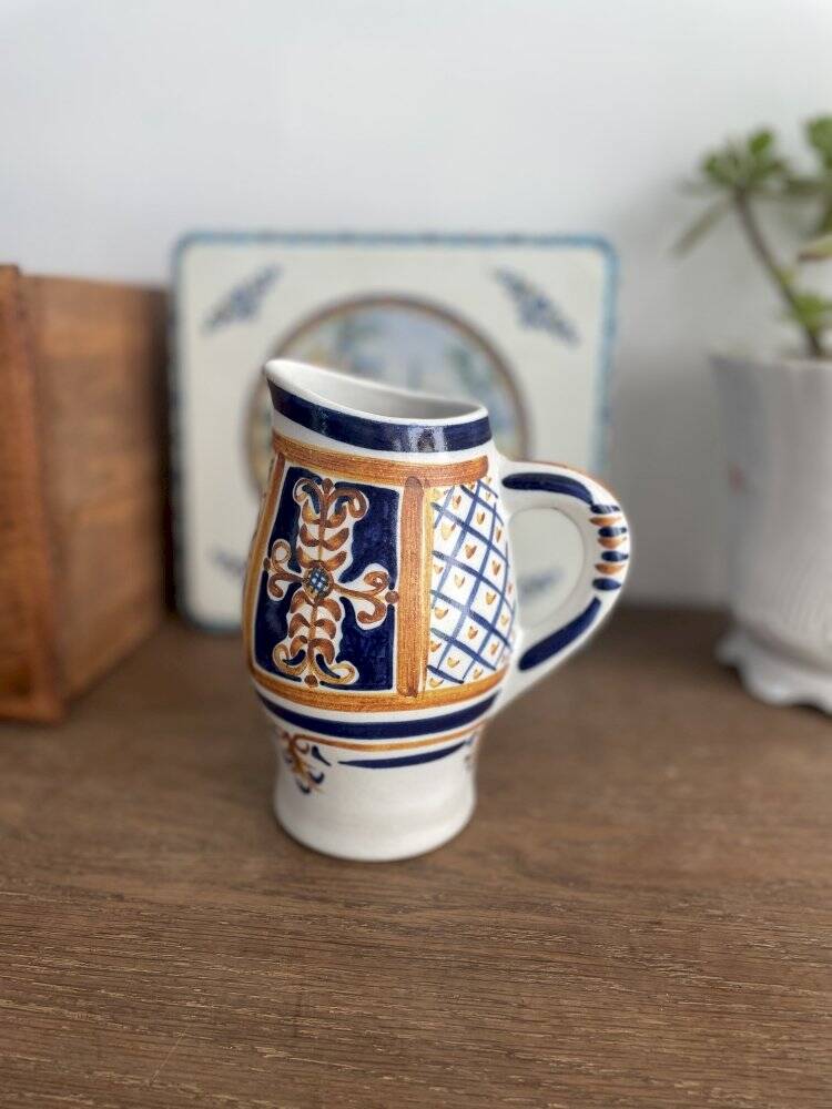 Keraluc Quimper decorative jug height 17 cm