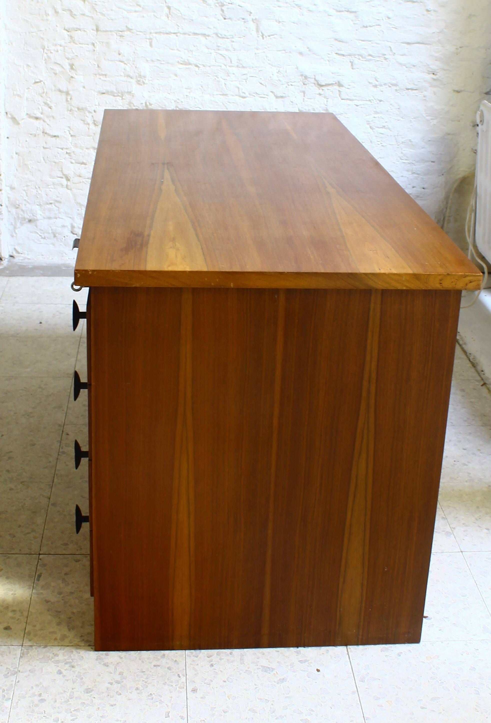 Small cubist Art Deco desk in walnut veneer, Belgium, 1930.