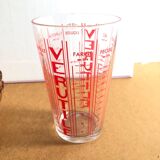 Verutile vintage red measuring cup