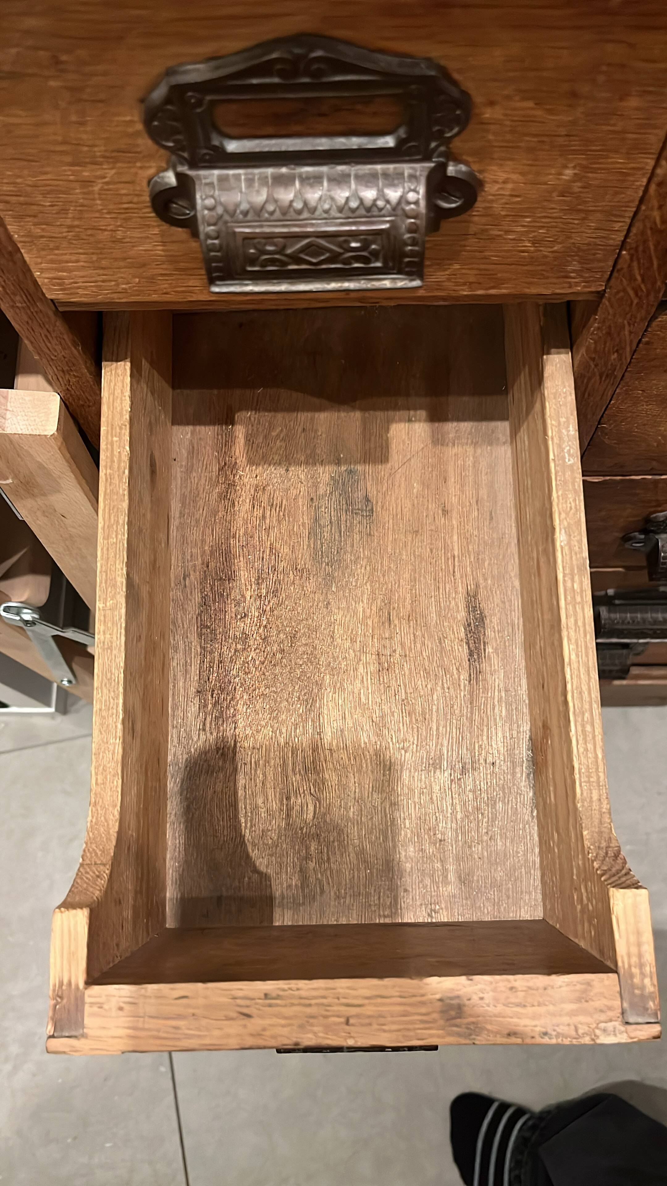 10-box trade furniture