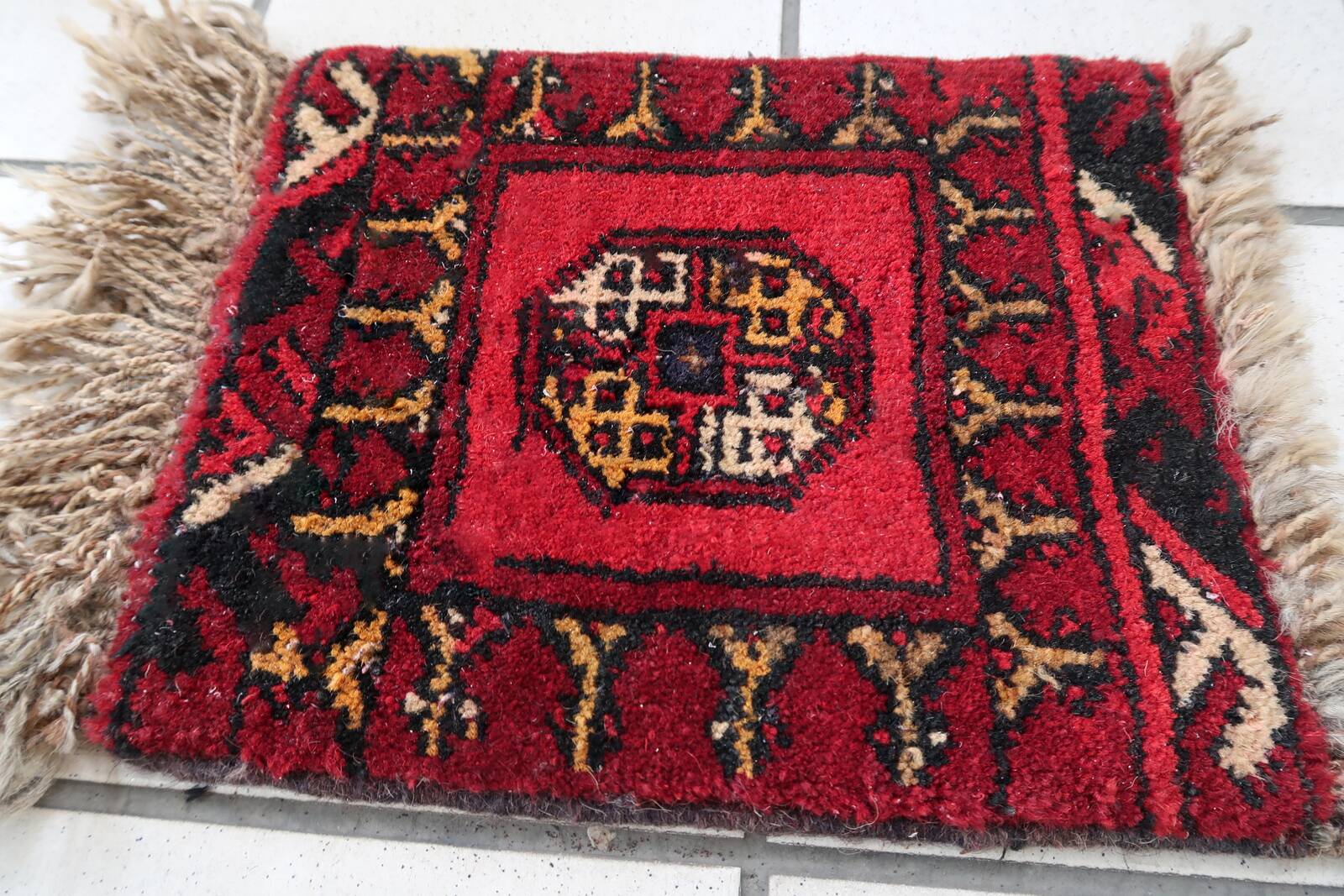 Tapis vintage fait main Ersari – 25 x 31 cm – Rouge éclatant - 1C969