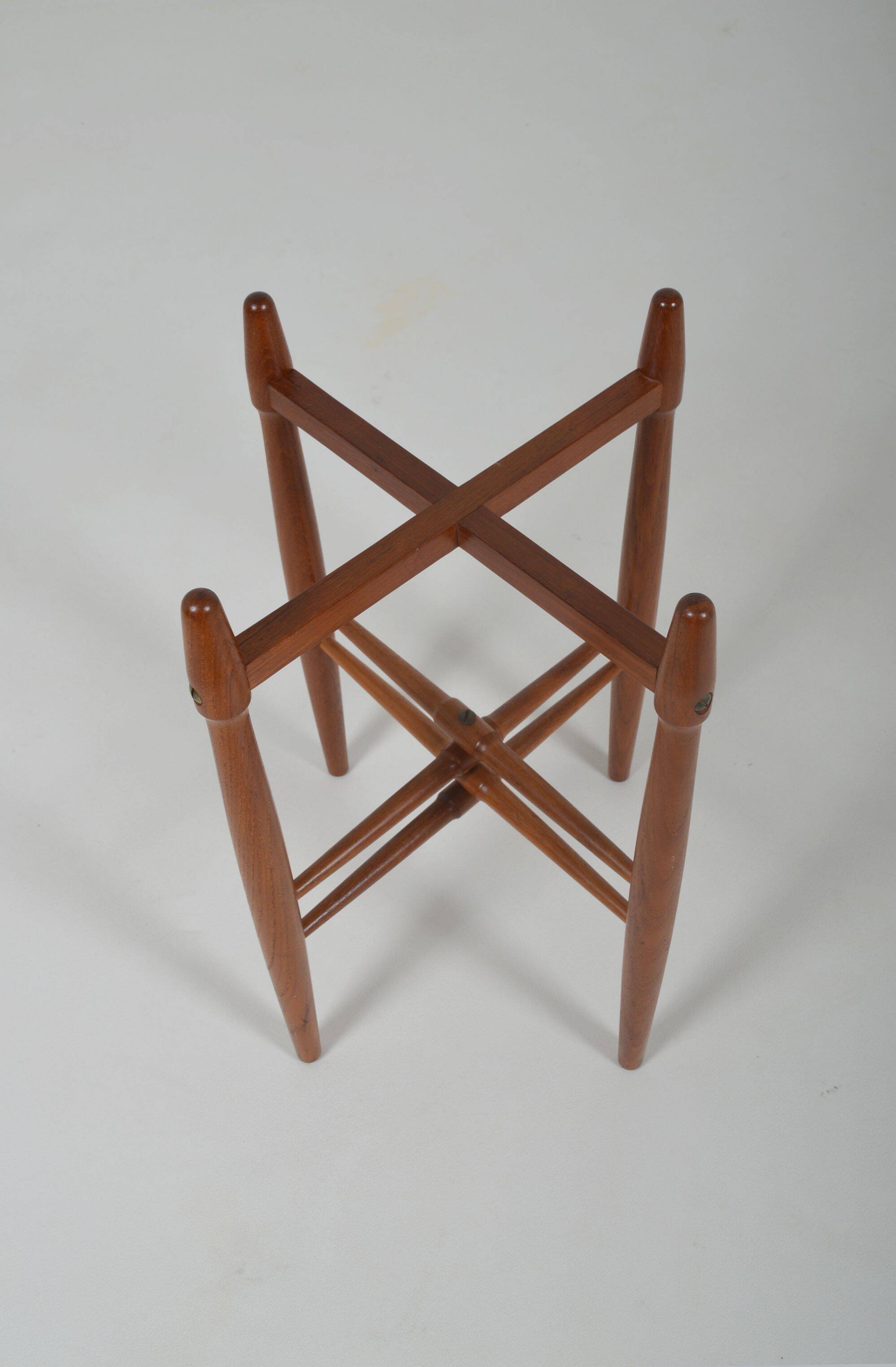 Table d'appoint avec bol en céramique par Hundevad & Basse pour Knabstrup, années 1960.
