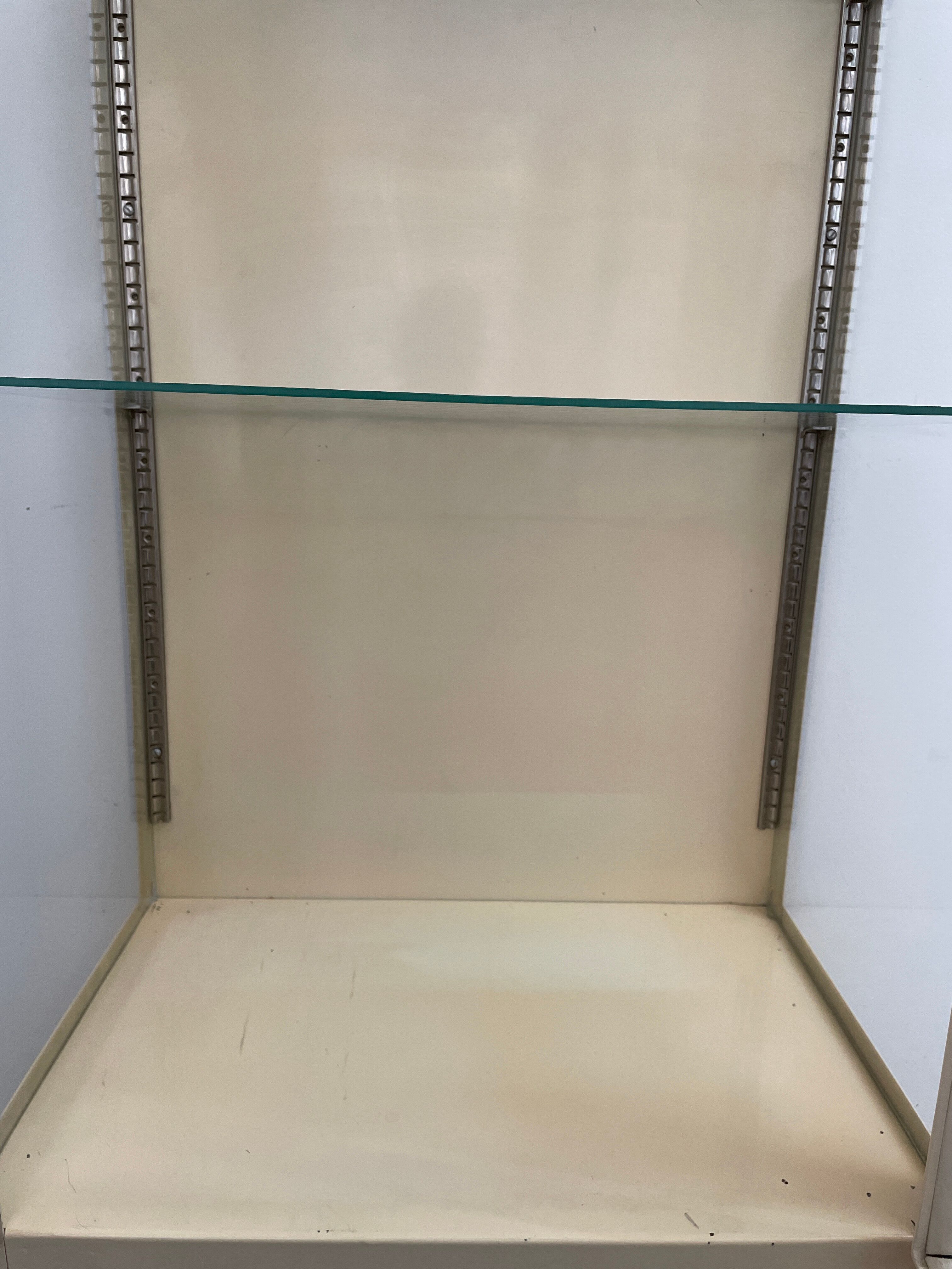 Former medical office showcase, circa 1950