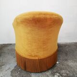 Old yellow toad chair
