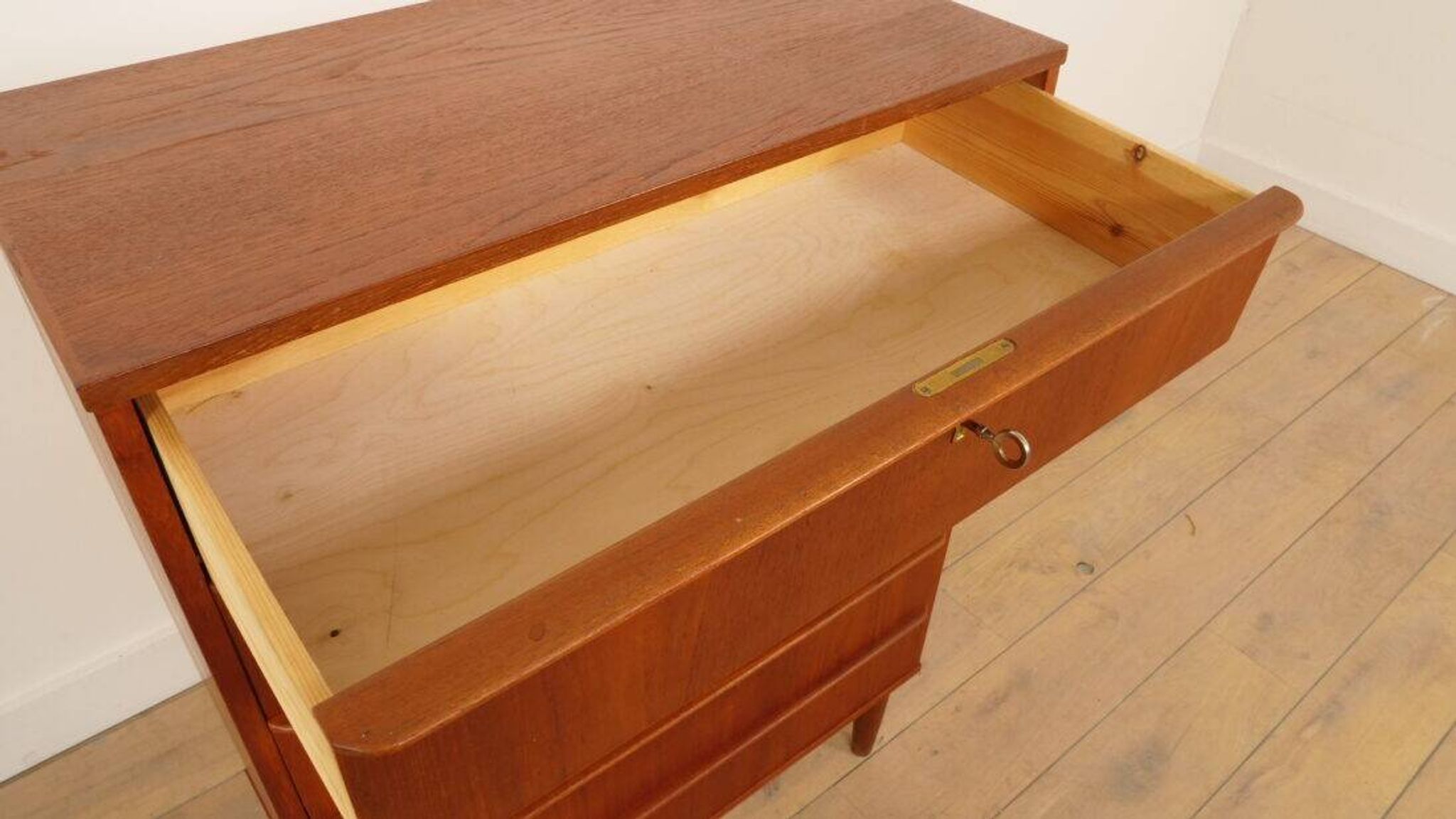 Commode danoise vintage | Teck | 6 tiroirs | 106 cm