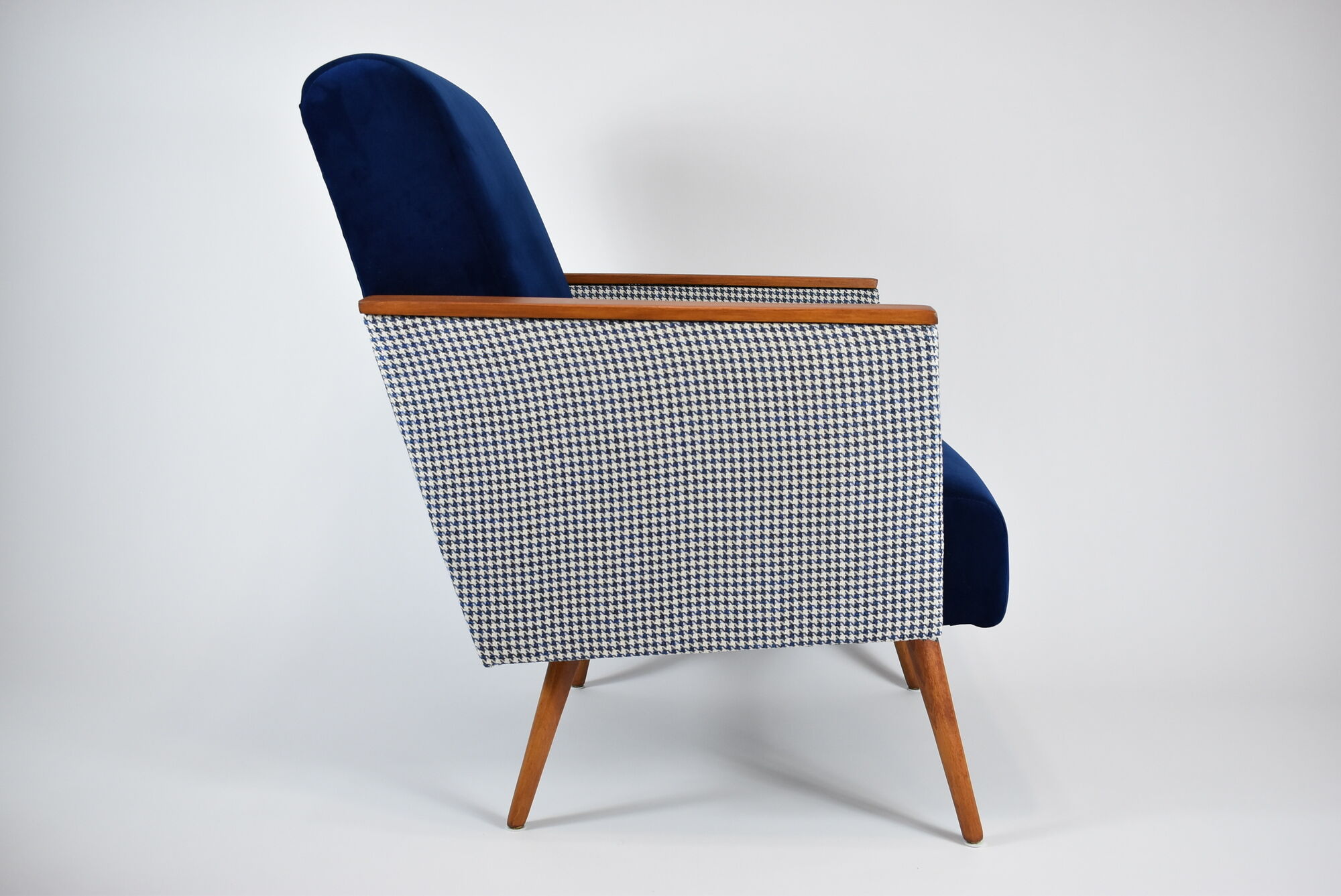 Vintage armchair 60s, DDR, renovation, velvet, houndstooth, blue