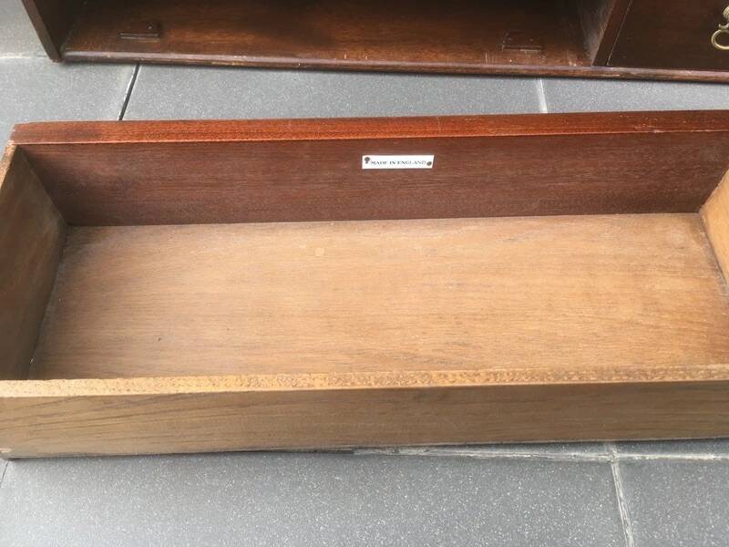 English Mahogany Wall Shelf – Georgian Style Bookcase Early 20th Century
