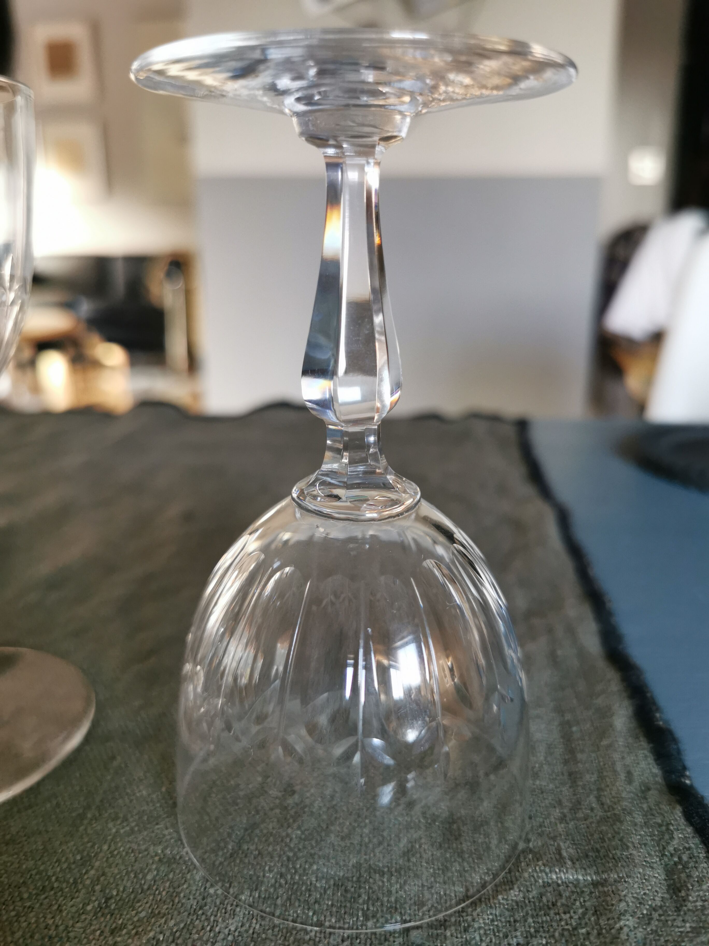 5Blacks baccarat wine 1919