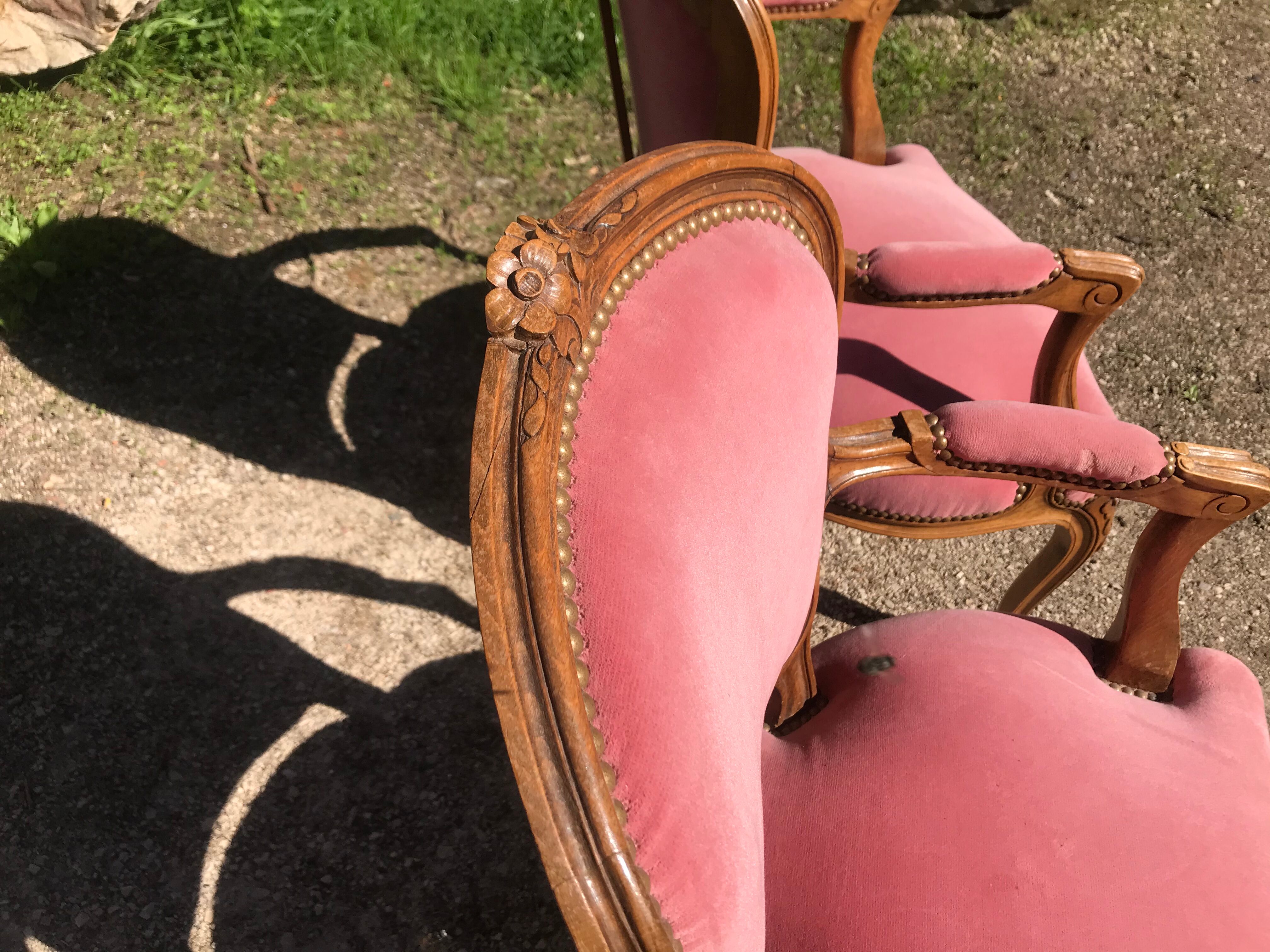 Paire de fauteuils cabriolets style Louis XV