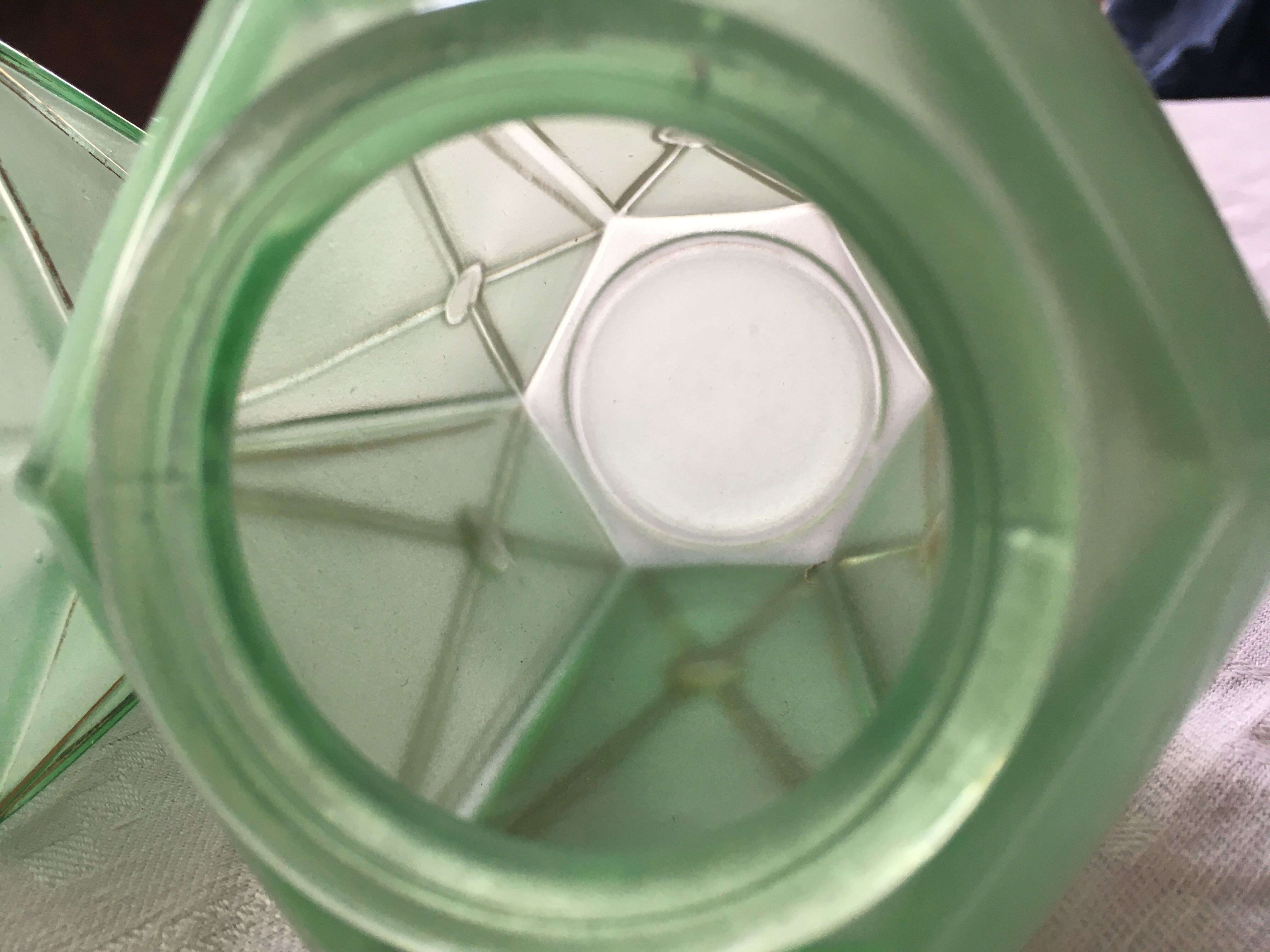 2 glasses of old lamp