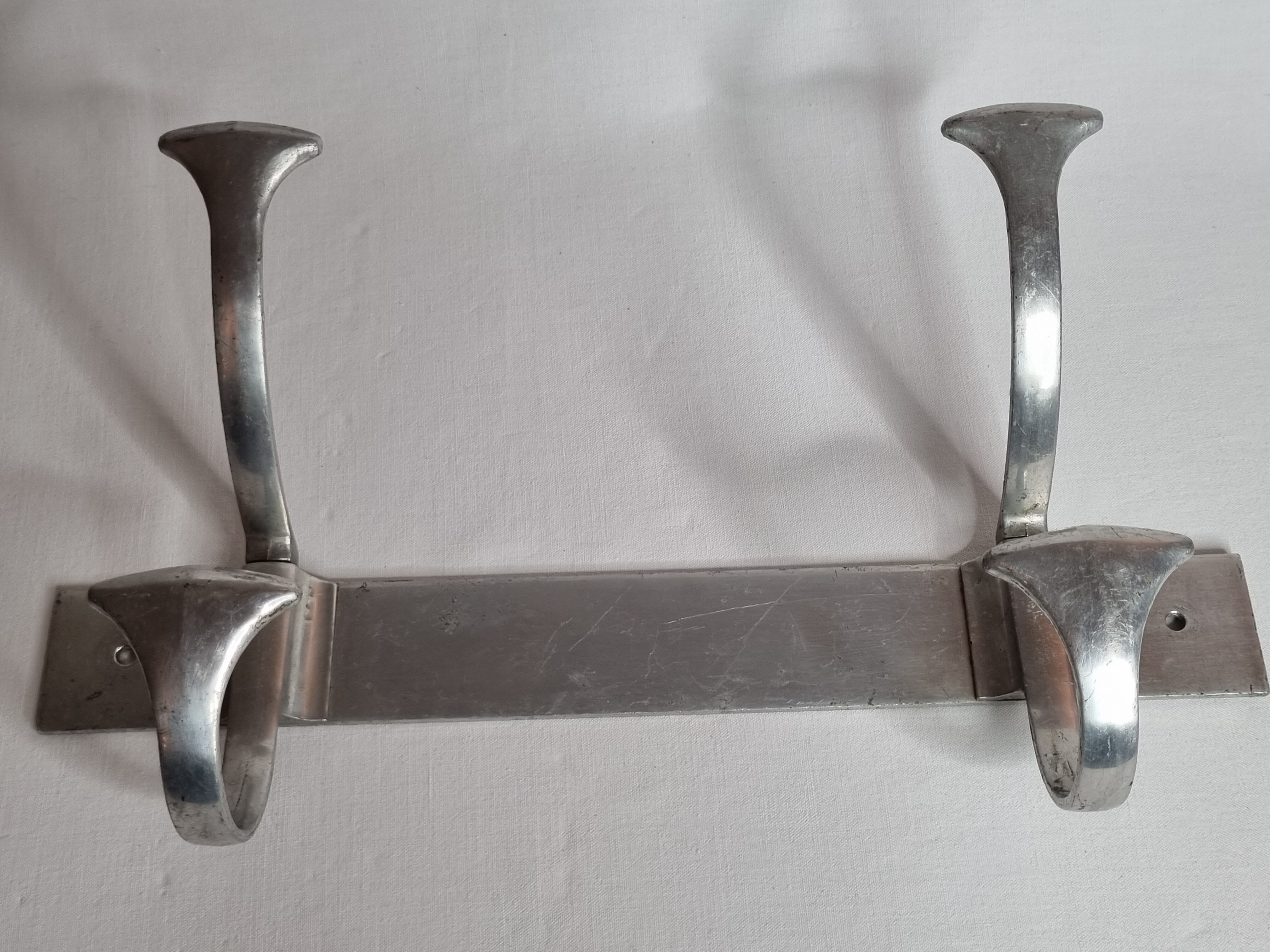Aluminium wall coat rack with two double hooks, 38 cm