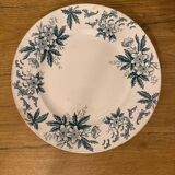 Assiette en terre de fer