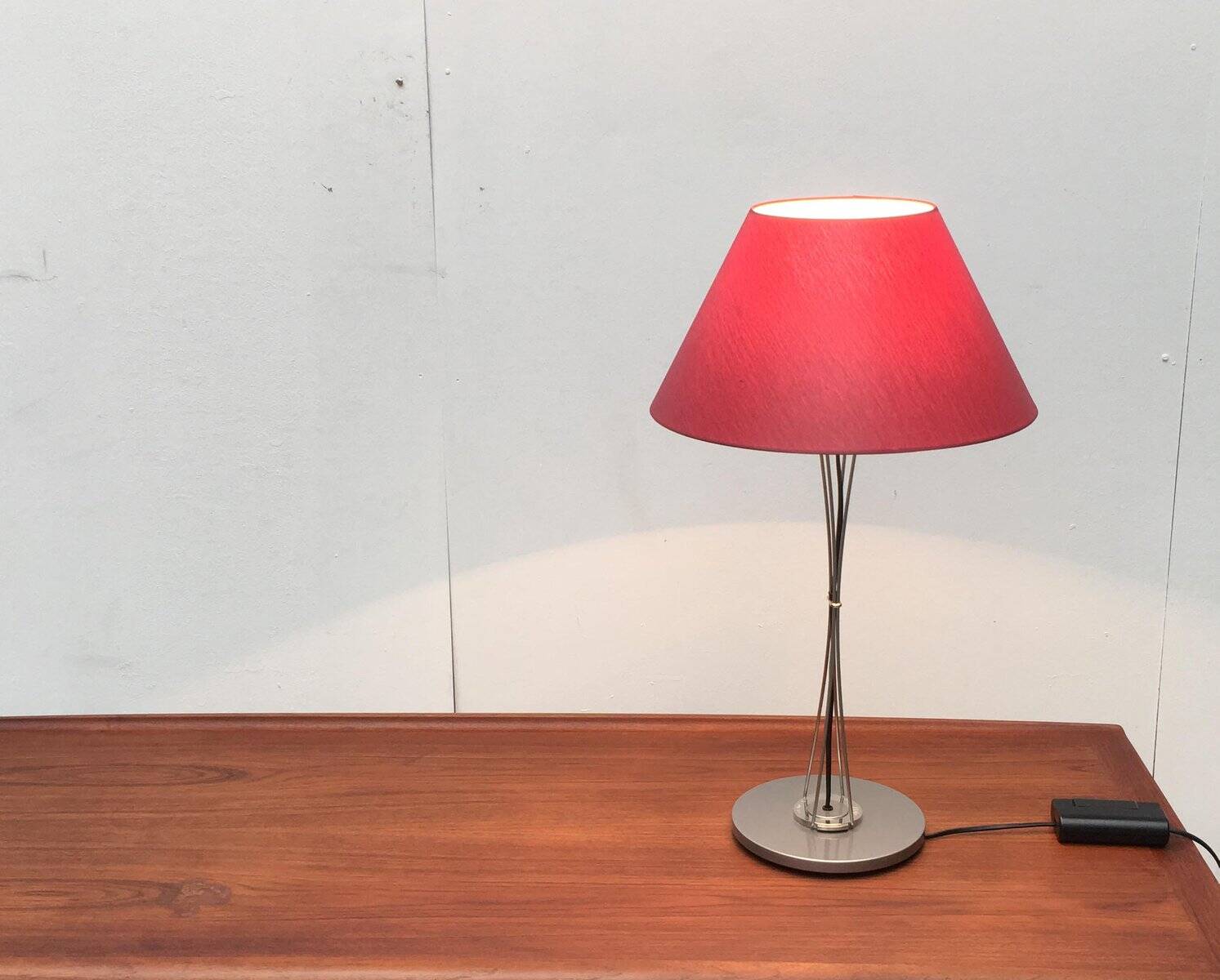Contemporary table lamp Liz by Yaacov Kaufmann for Lumina