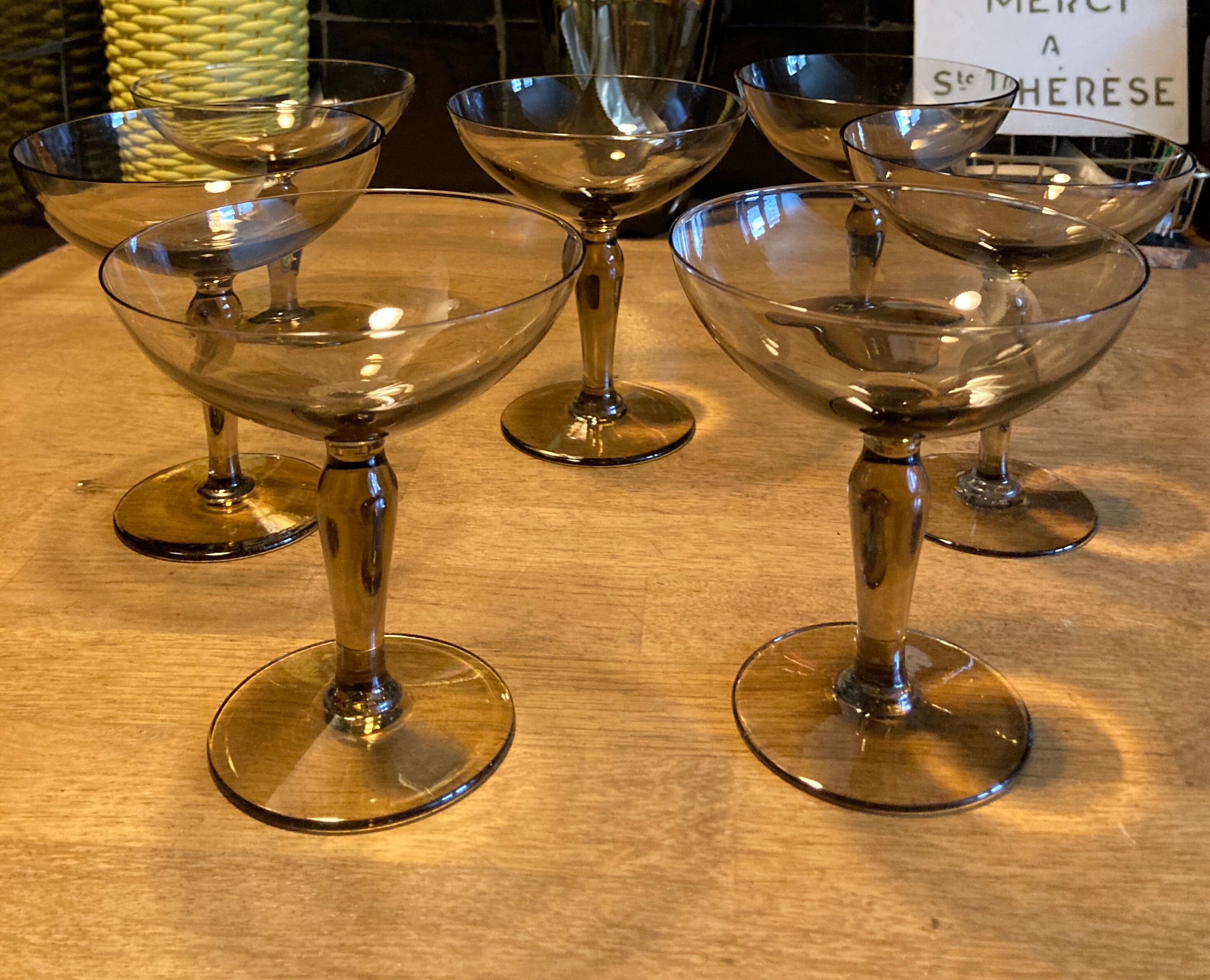 Lot of 7 champagne glasses smoked glass