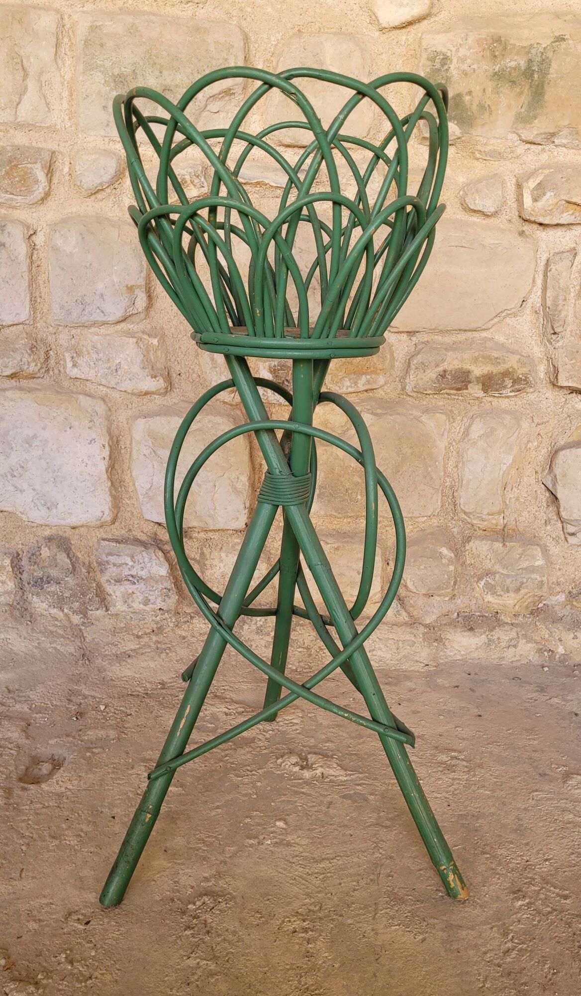 Vintage bamboo and rattan plant holder from the 50/60s