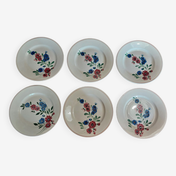 Série de six assiettes plates Digoin Sarreguemines décor Aigueperse début XXème