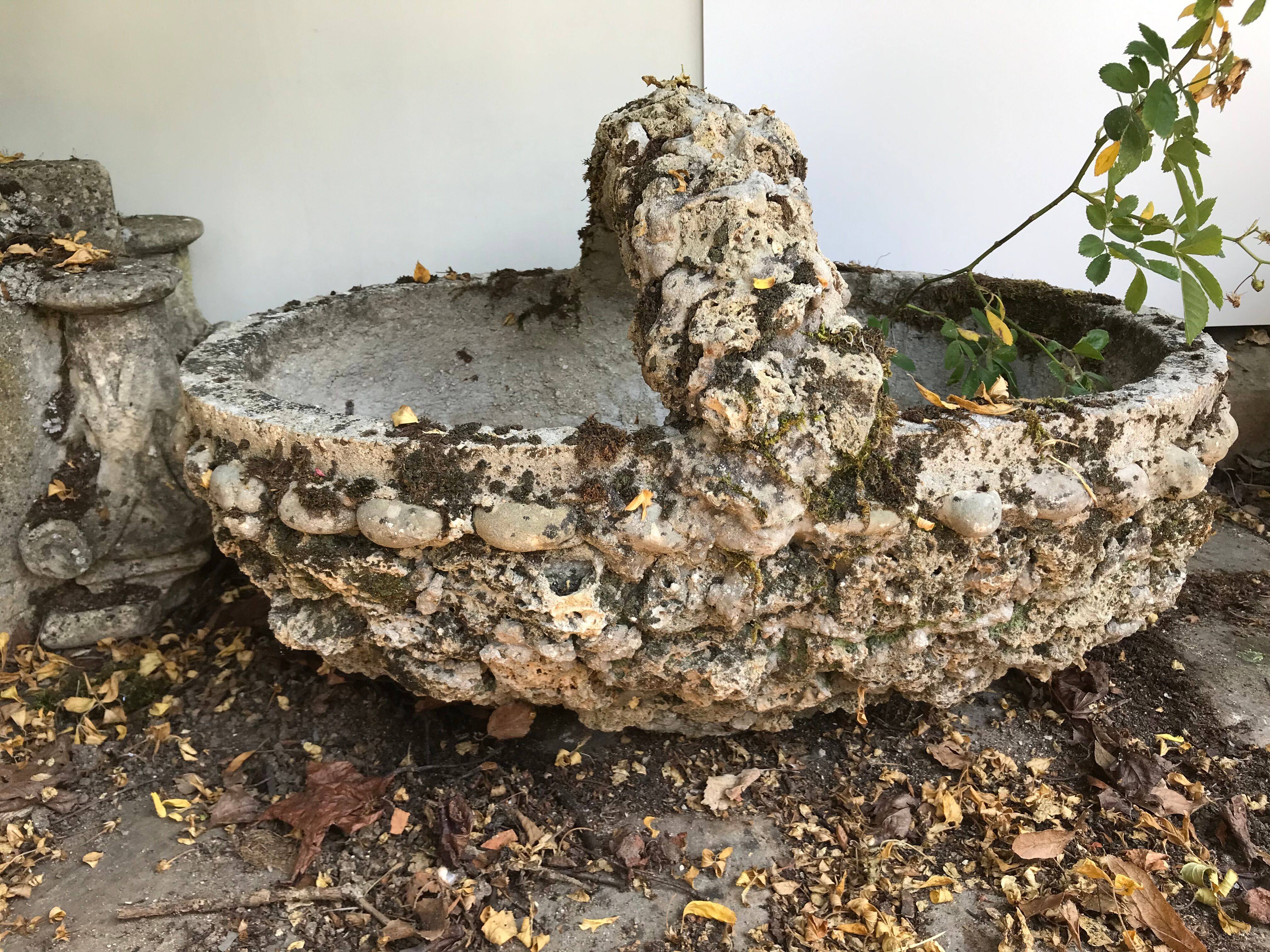 Jardinière panier en ciment, vers 1950