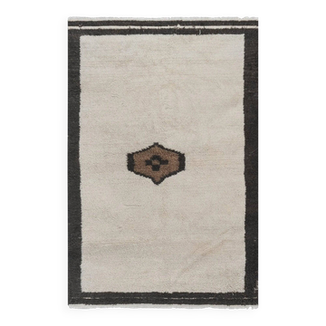 Vintage Turkish handmade rug 142x213 cm