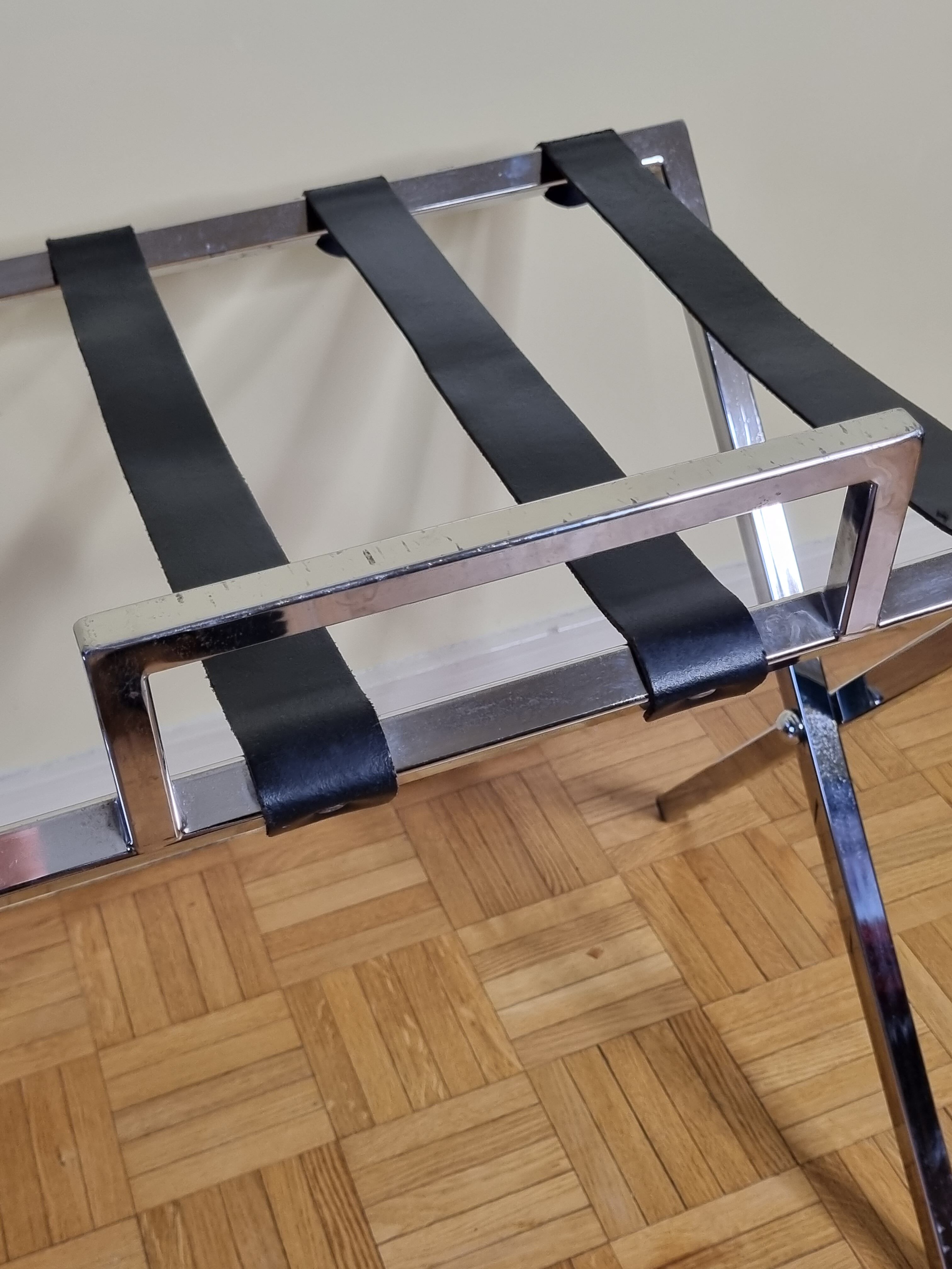 Luggage rack in chrome steel and leather 80s