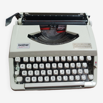 Typewriter Brother model 200 Beige Ribbon NEW